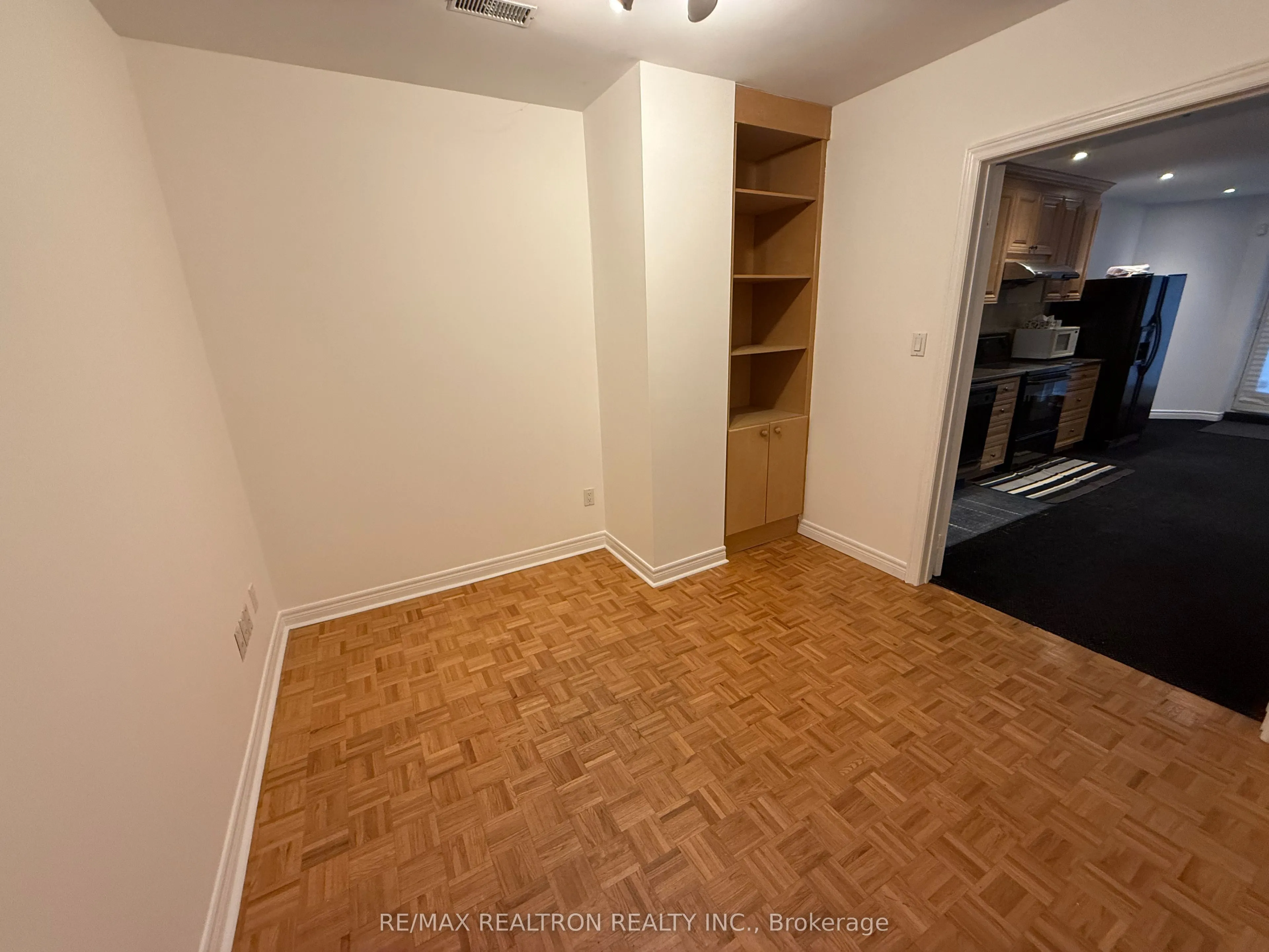 15 Kenneth Avenue, #Bsmt