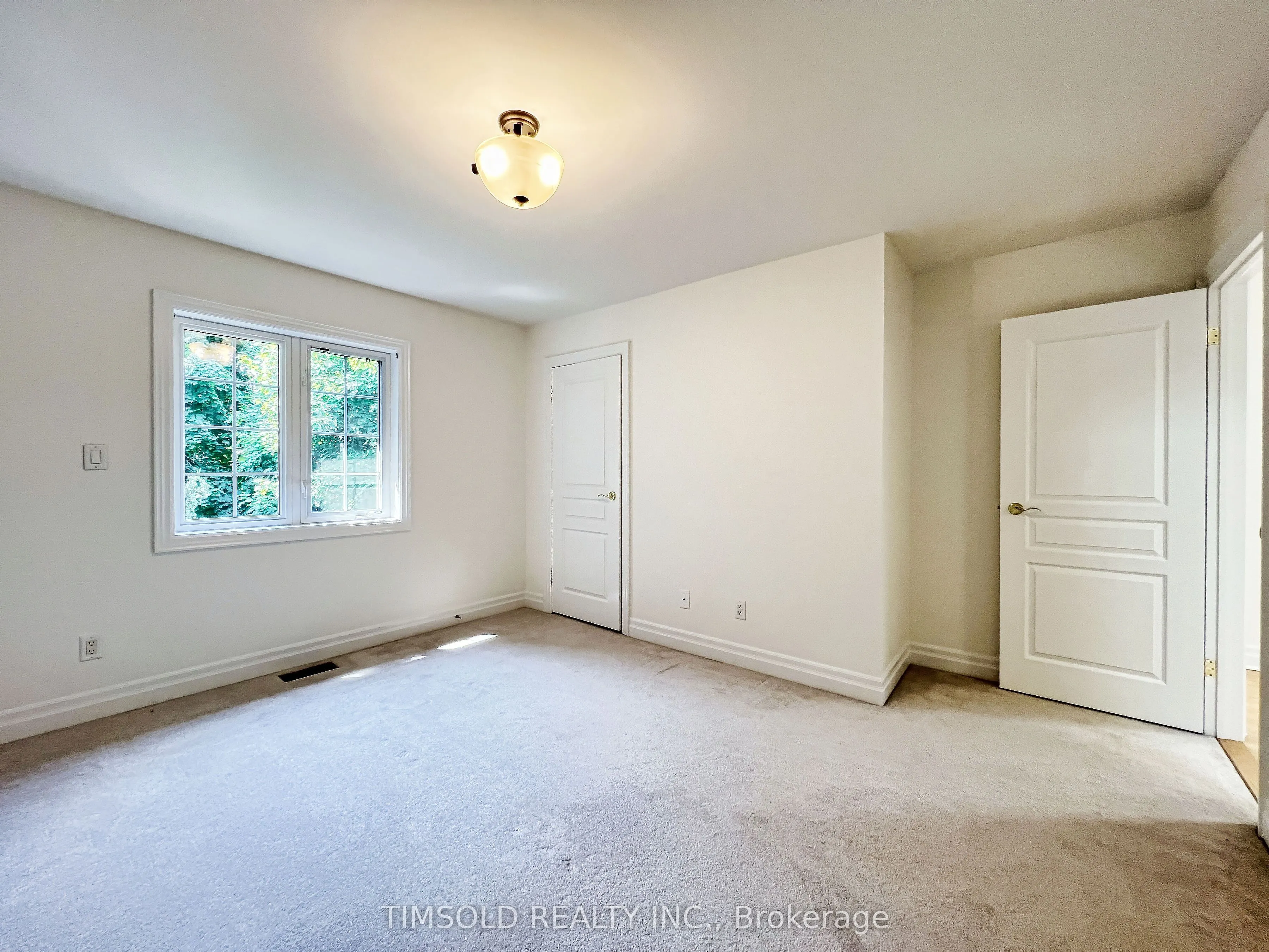 507 Broadway Avenue