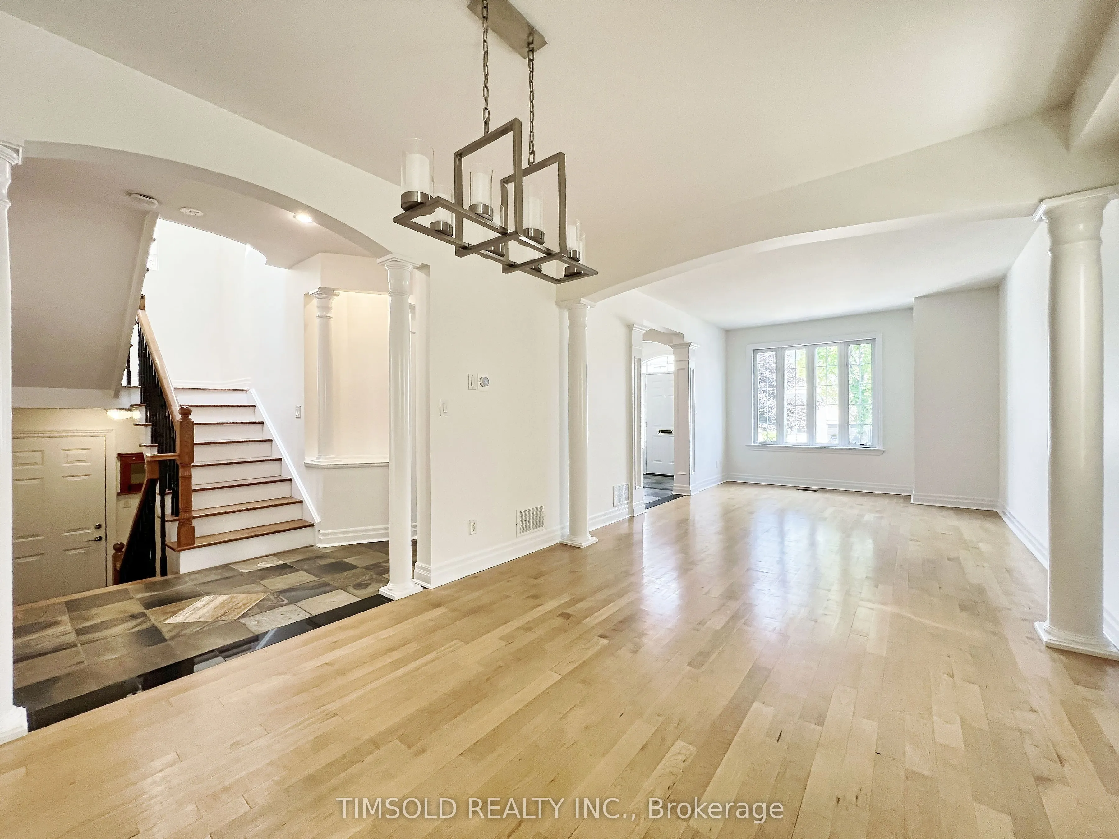 507 Broadway Avenue