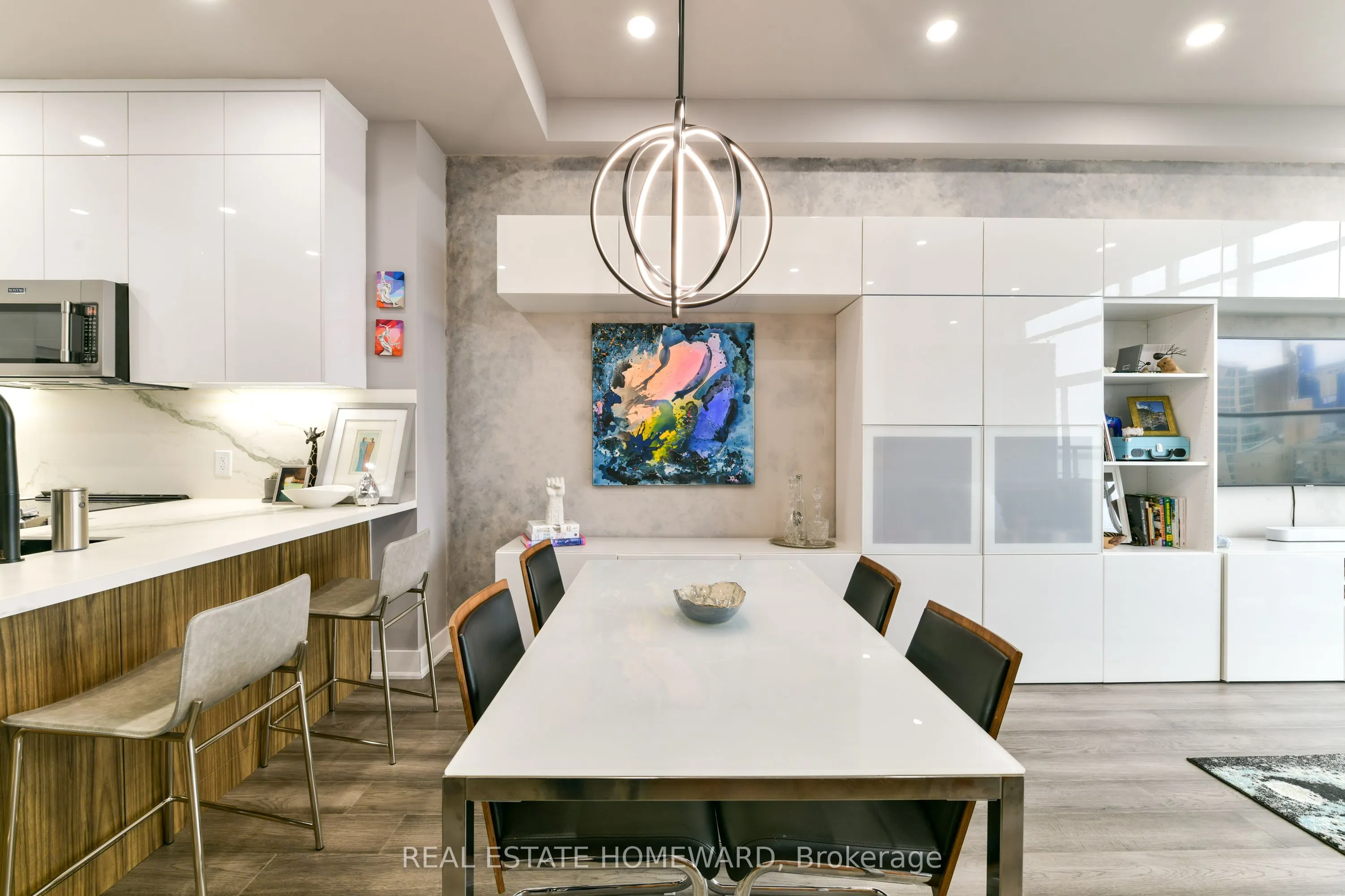 637 Lake Shore Boulevard W, #1024