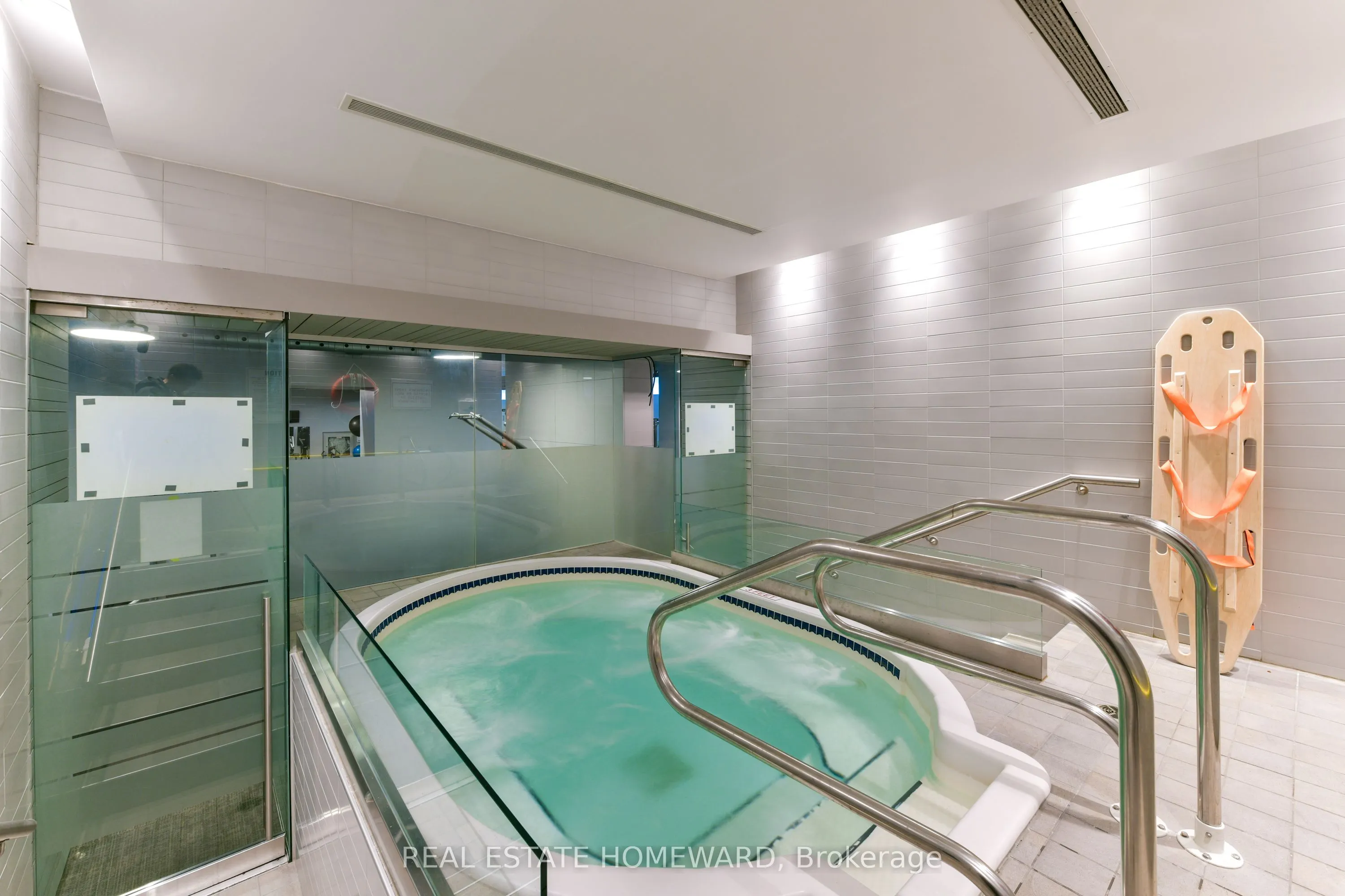 637 Lake Shore Boulevard W, #1024