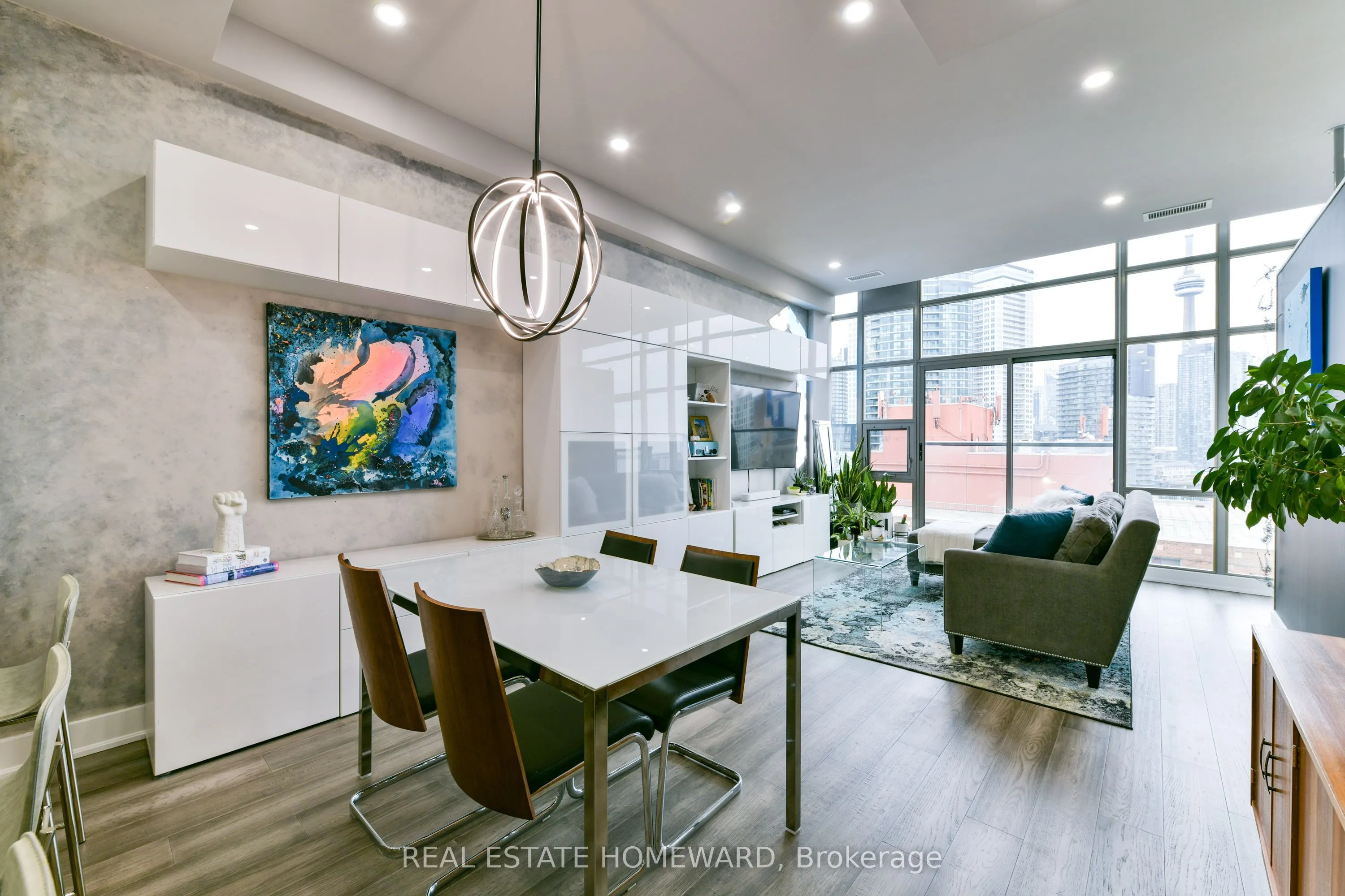 637 Lake Shore Boulevard W, #1024