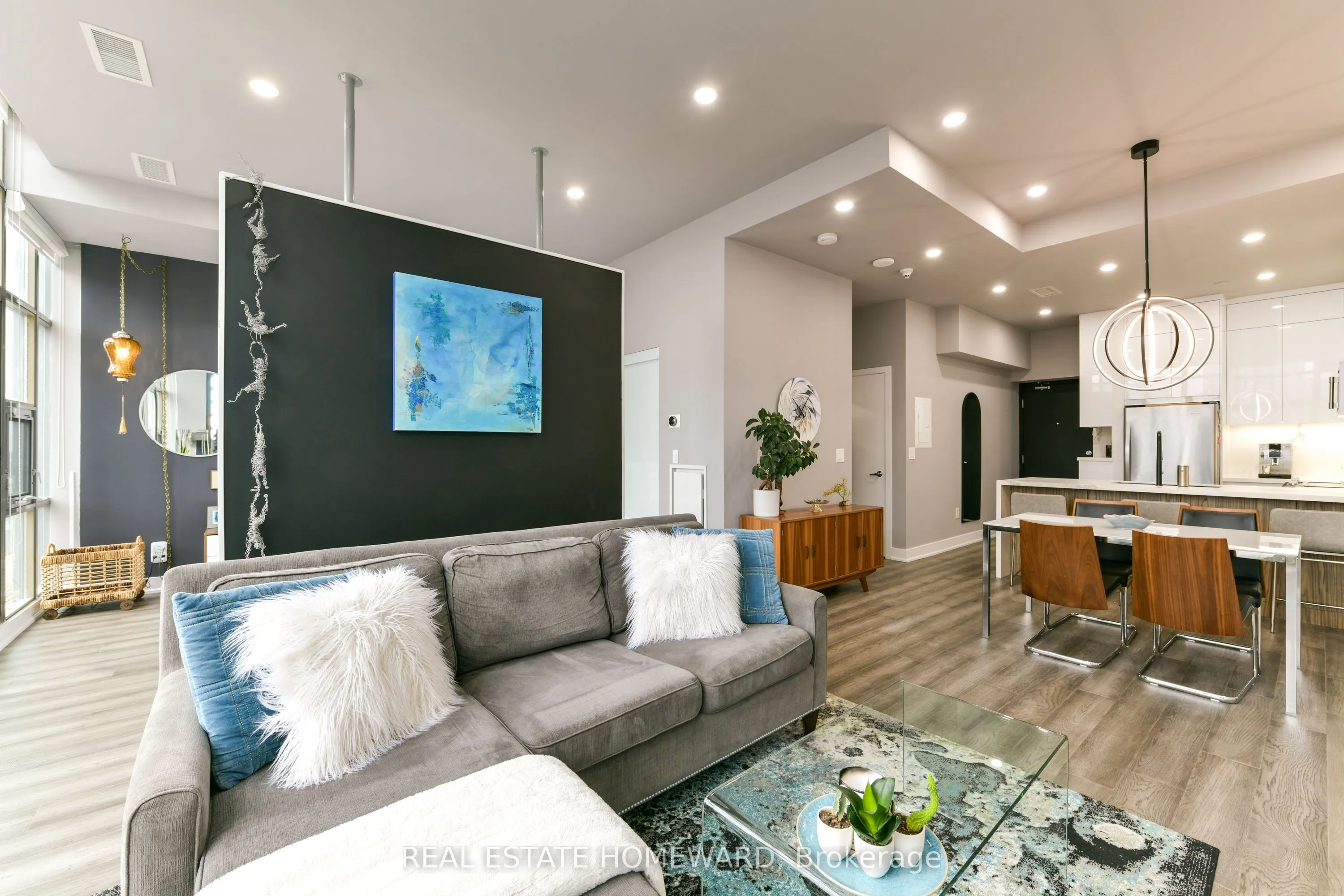 637 Lake Shore Boulevard W, #1024