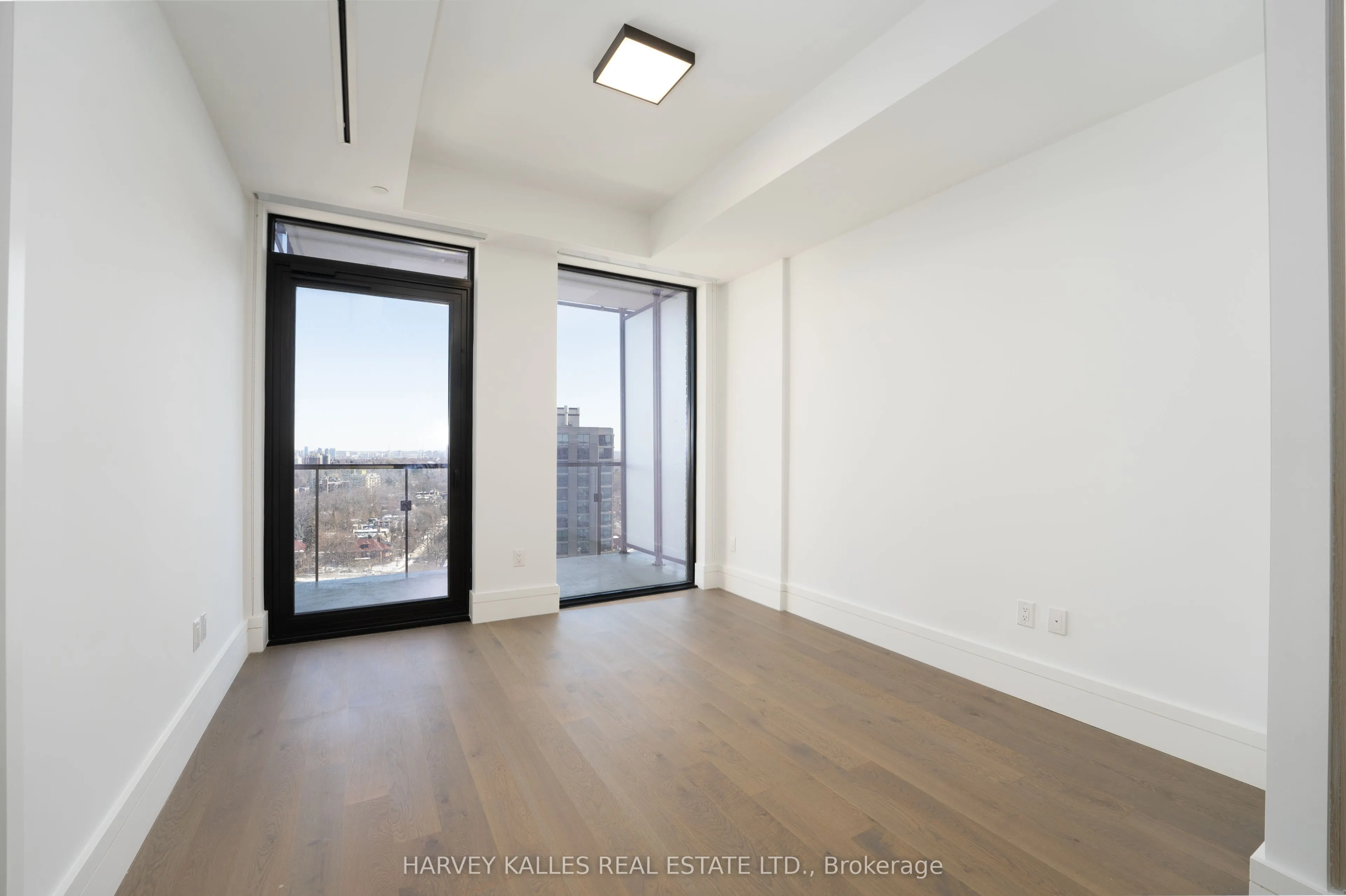215 Lonsdale Road, #1705
