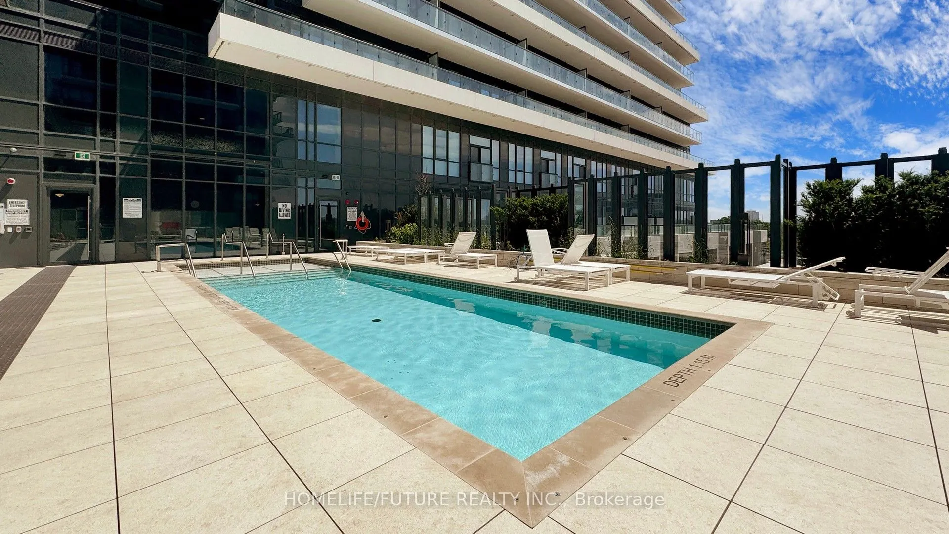 30 Inn On The Park Drive, #3404