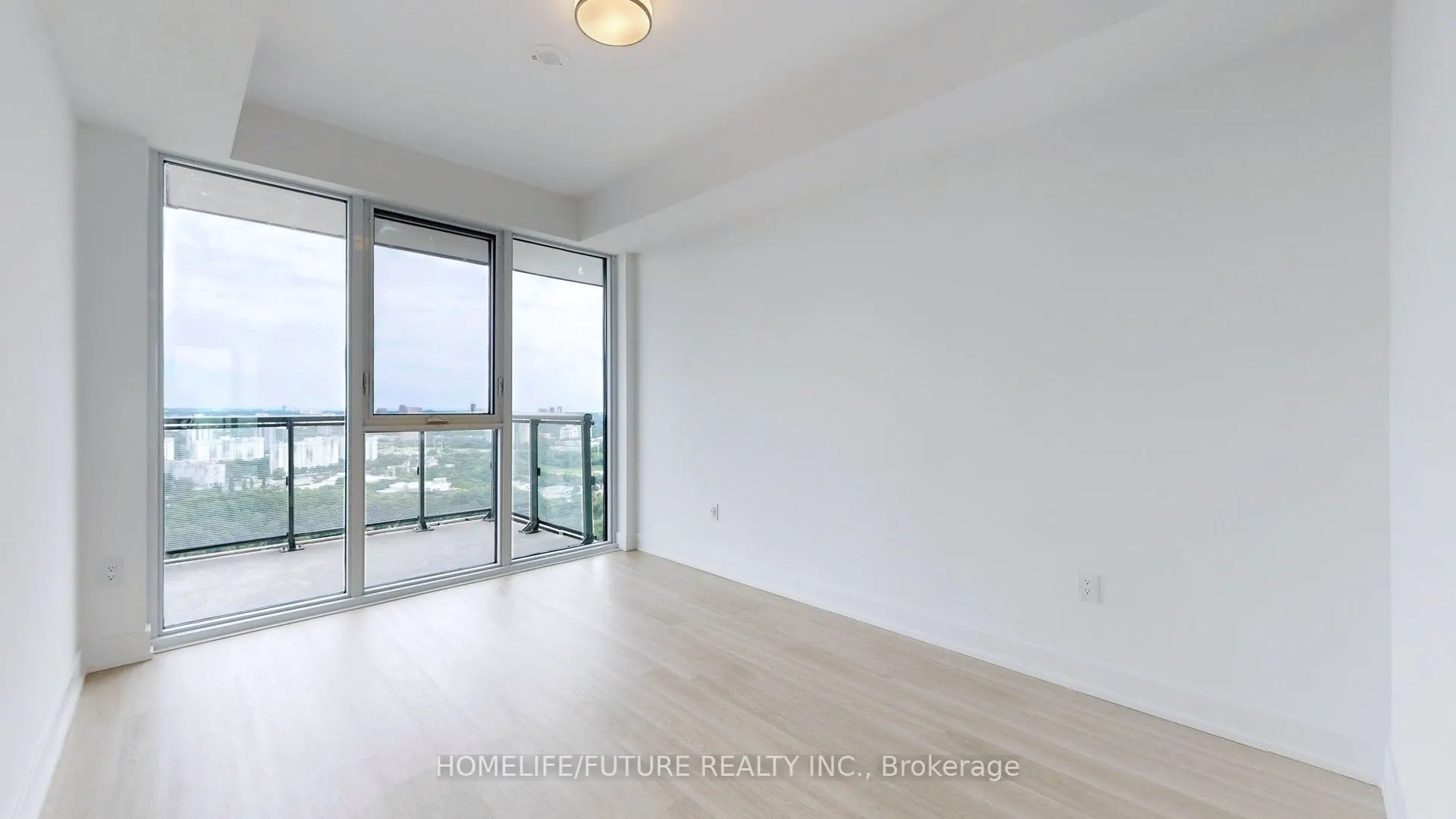 30 Inn On The Park Drive, #3404