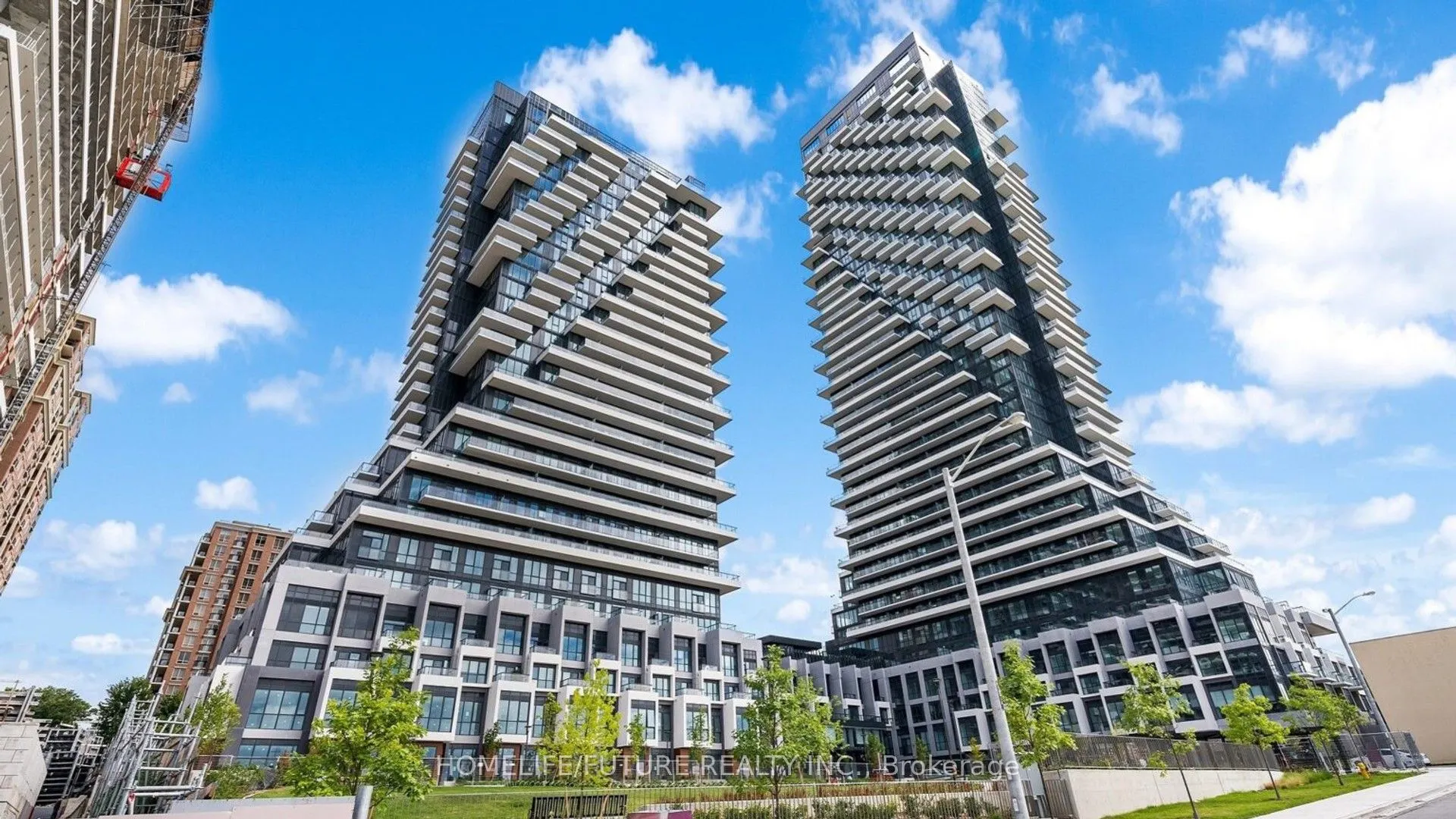 30 Inn On The Park Drive, #3404