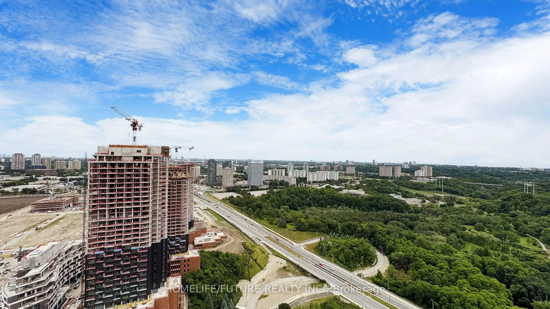 30 Inn On The Park Drive, #3404