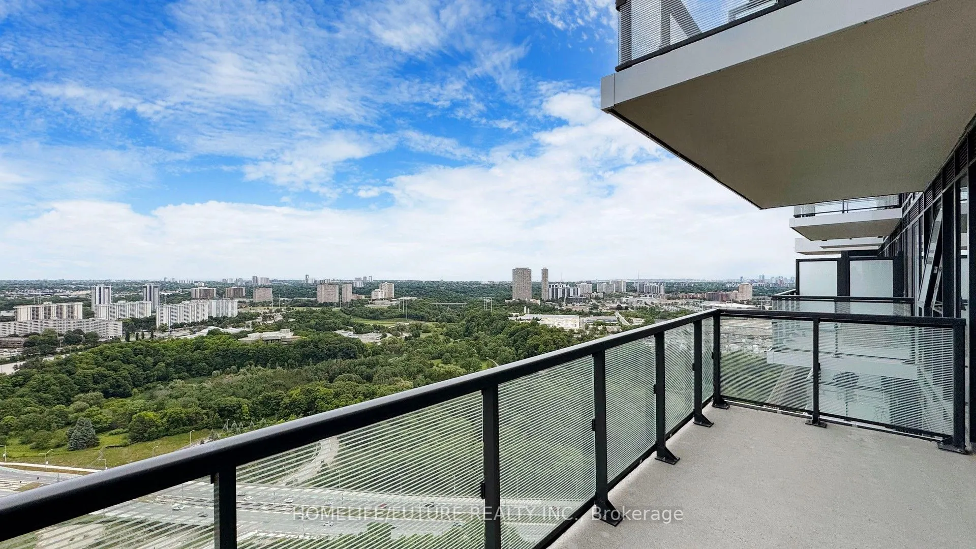 30 Inn On The Park Drive, #3404