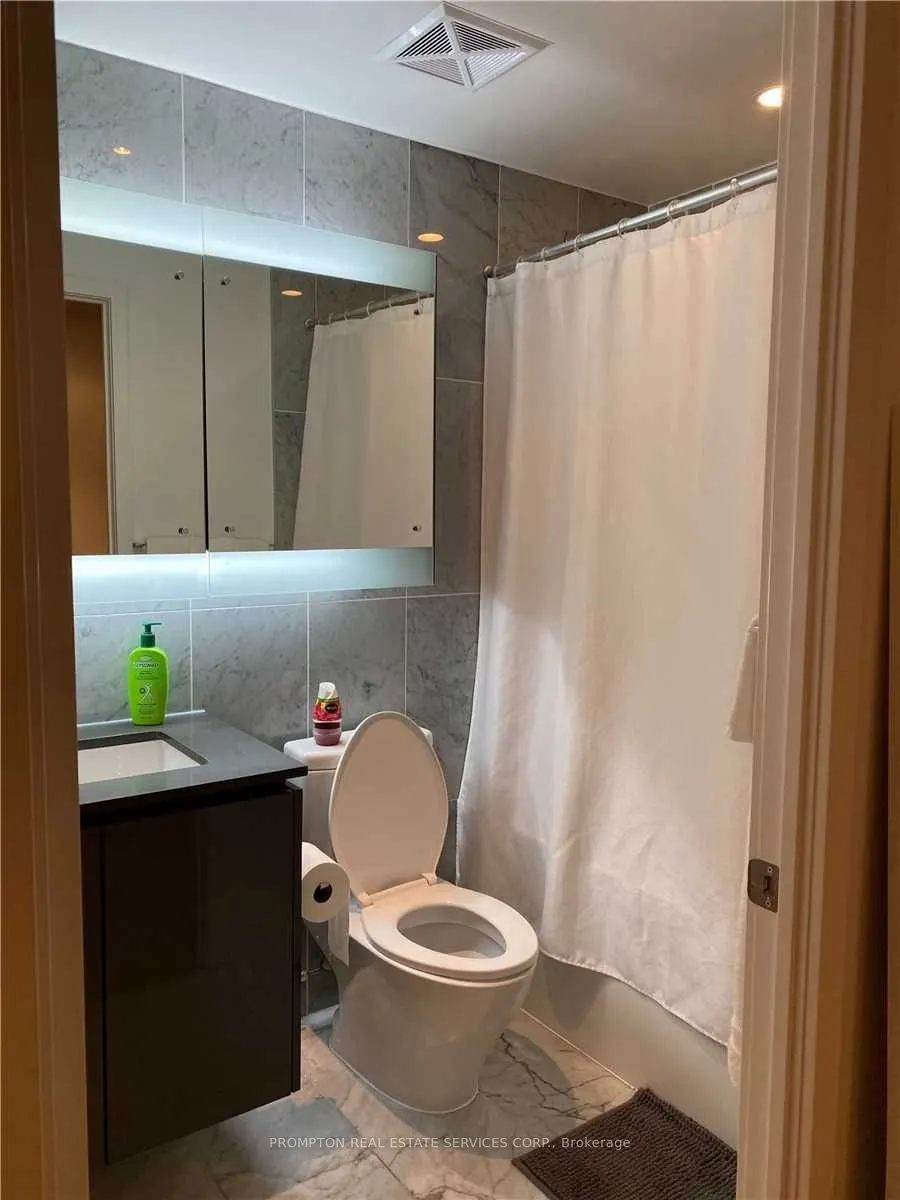 115 Mcmahon Drive, #2207