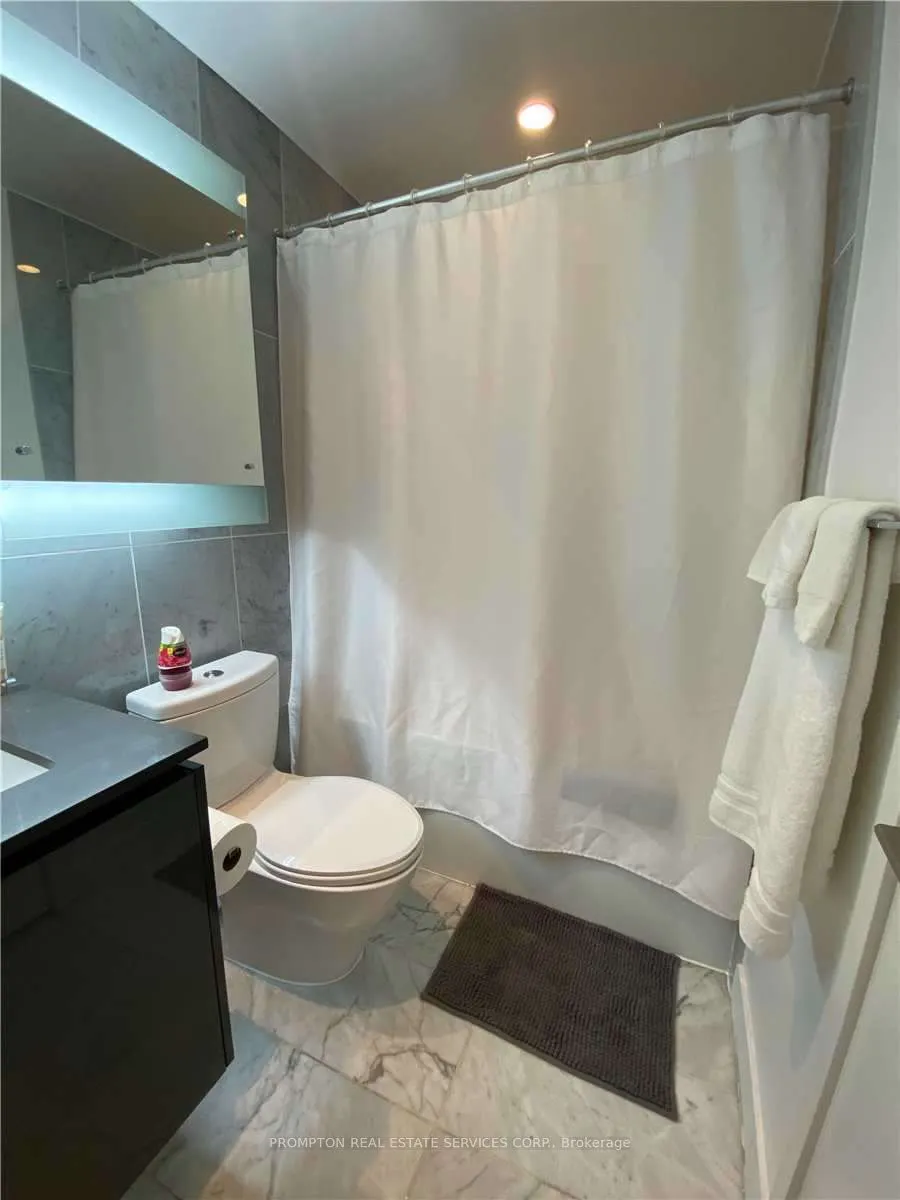 115 Mcmahon Drive, #2207
