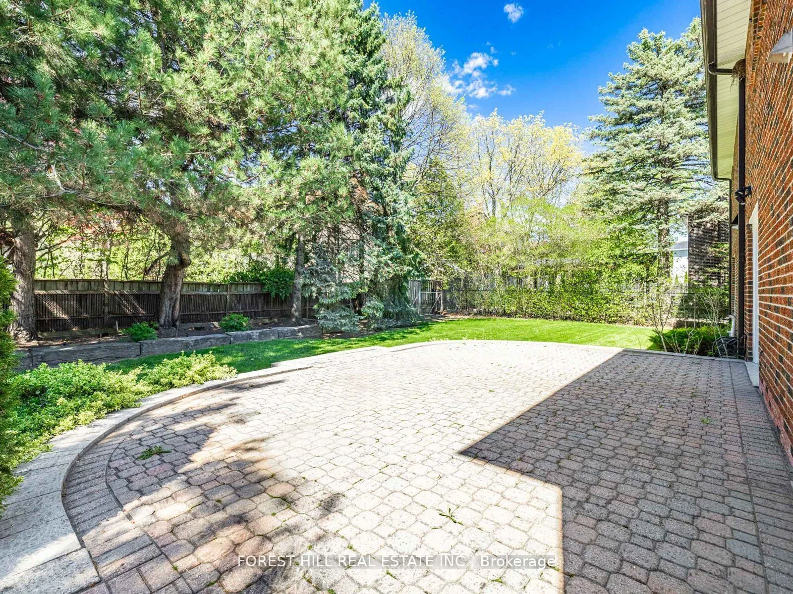 16 Sagewood Drive