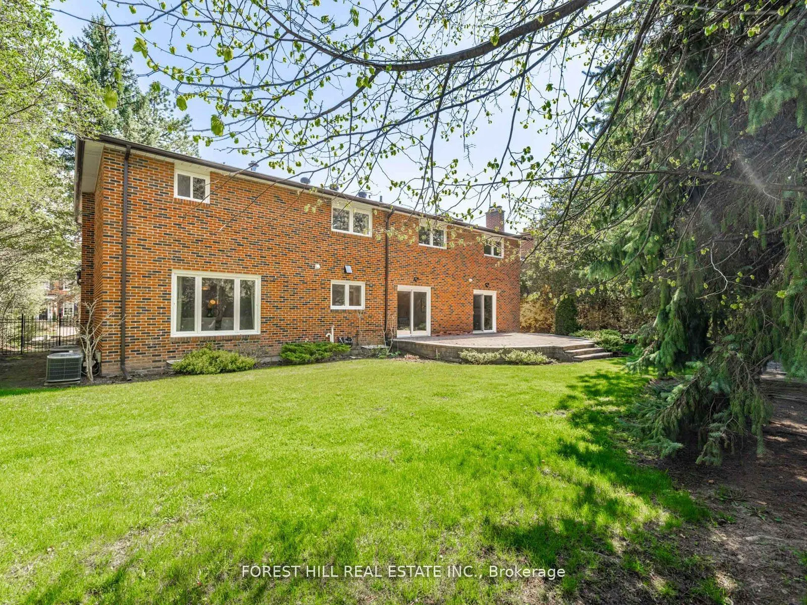 16 Sagewood Drive