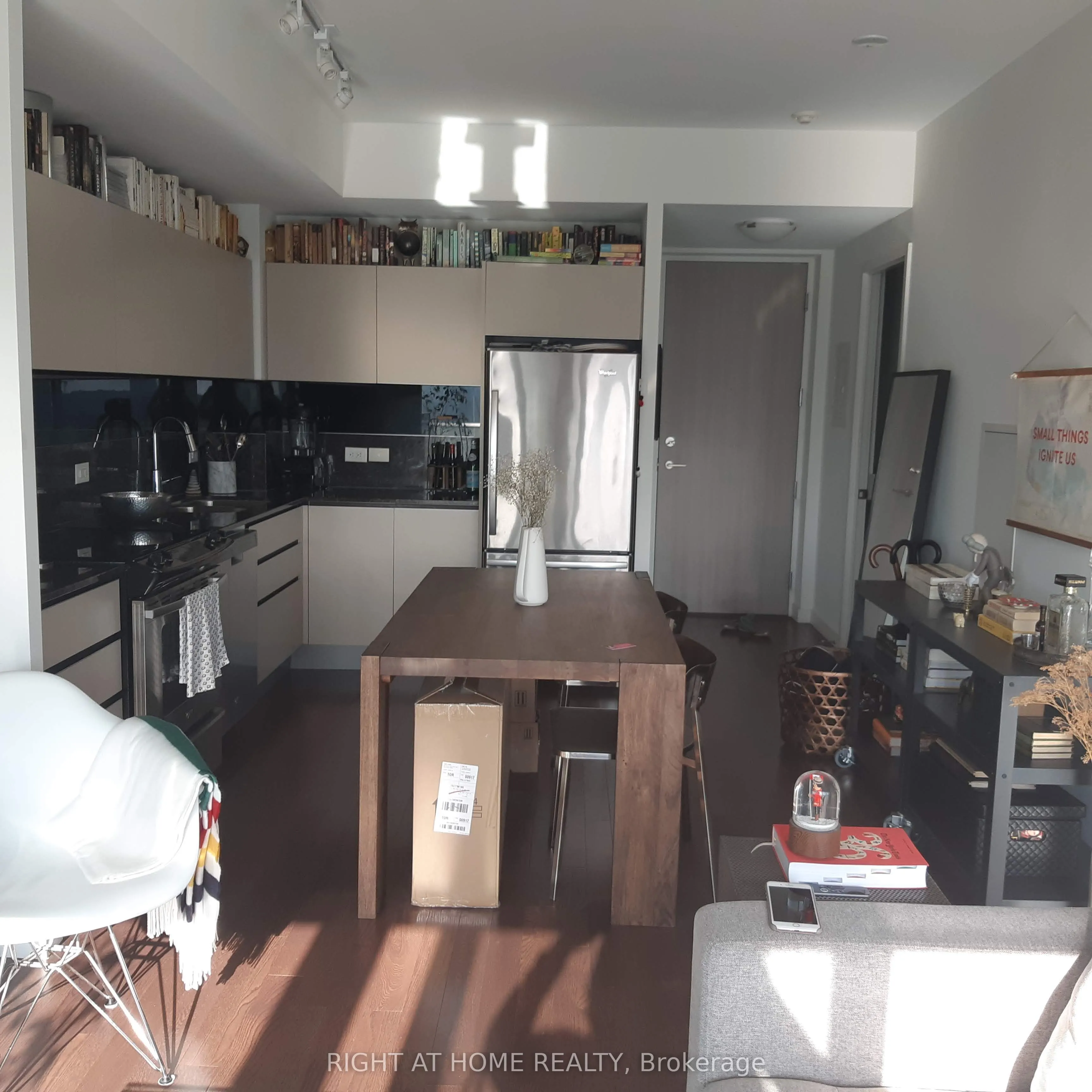 70 Distillery Lane, #3401