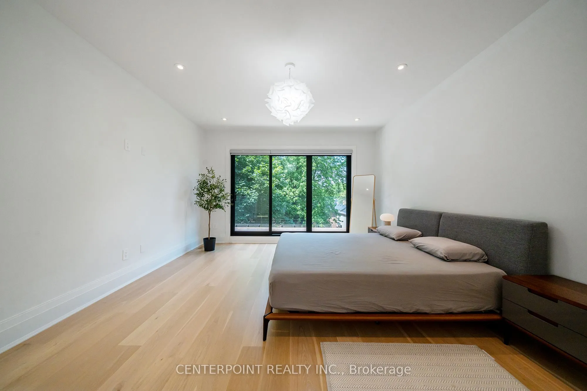 30 Gilgorm Road