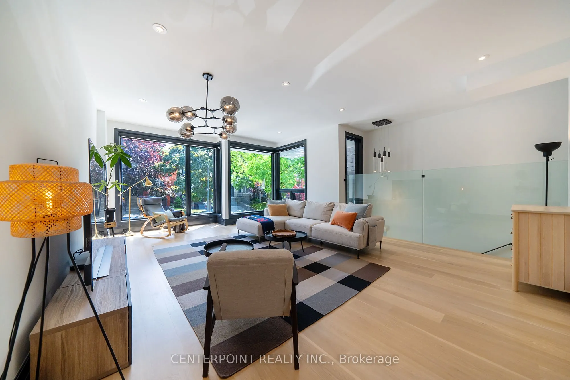 30 Gilgorm Road