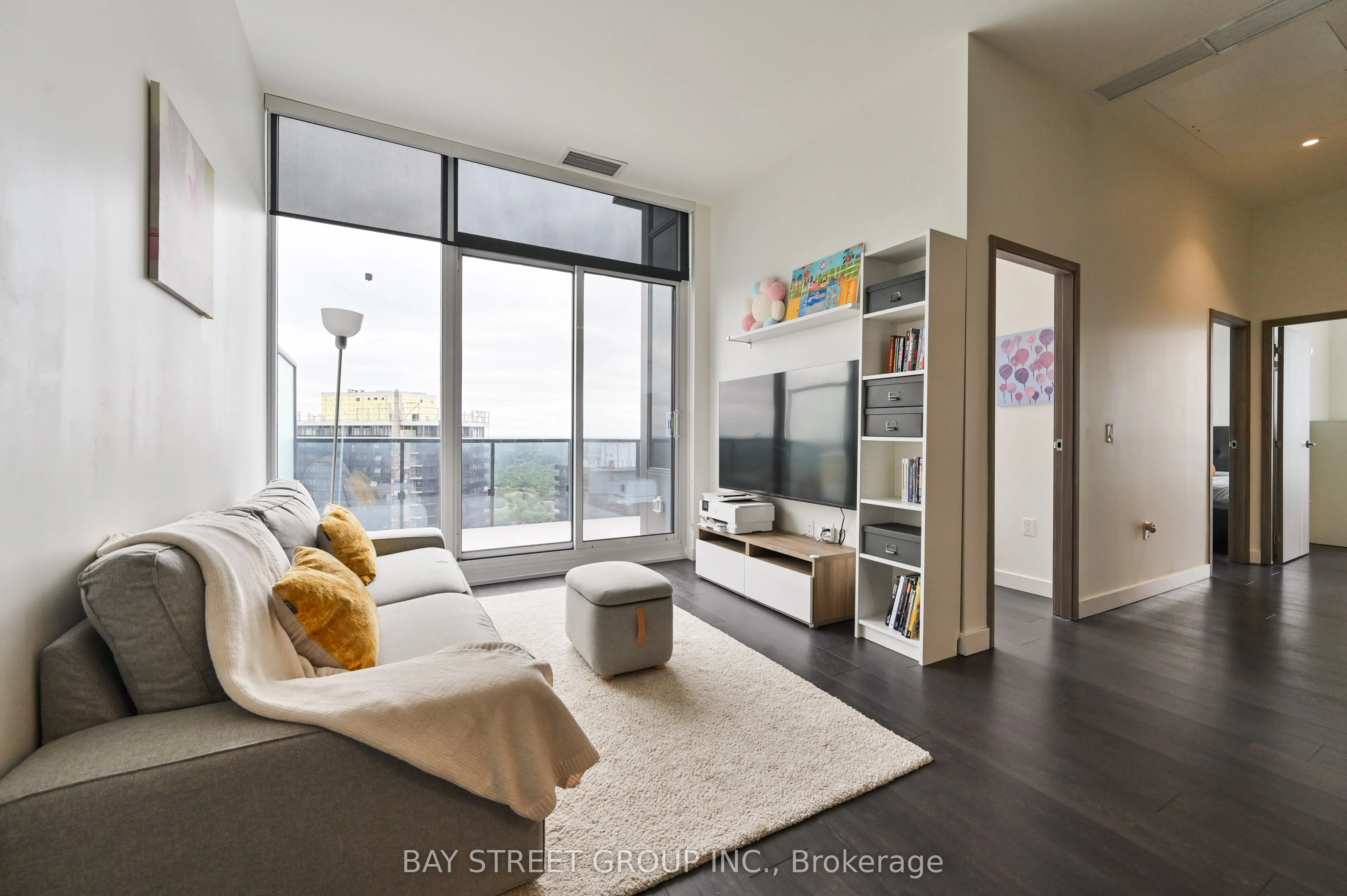 85 McMahon Drive, #Ph3808