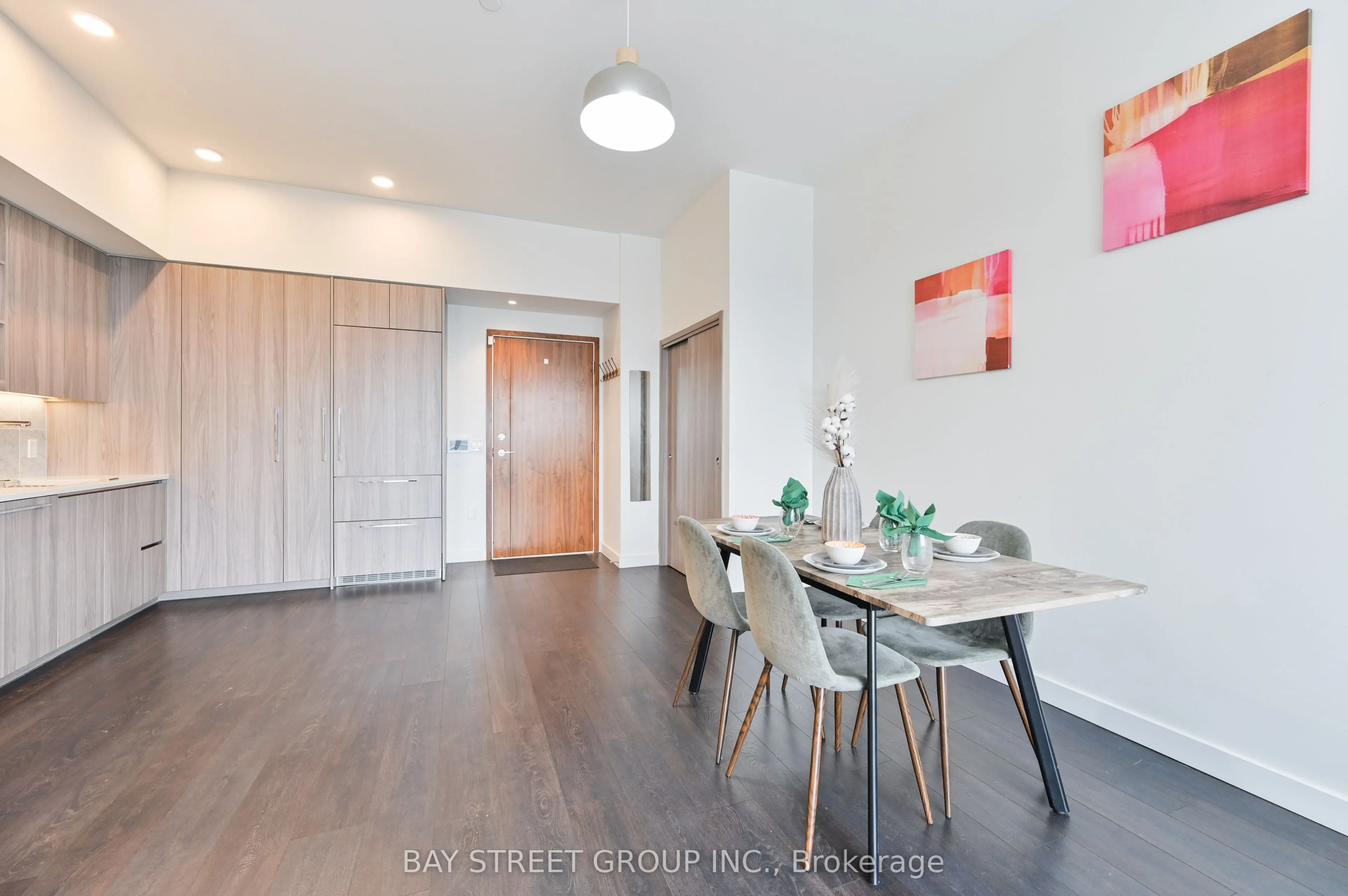 85 McMahon Drive, #Ph3808