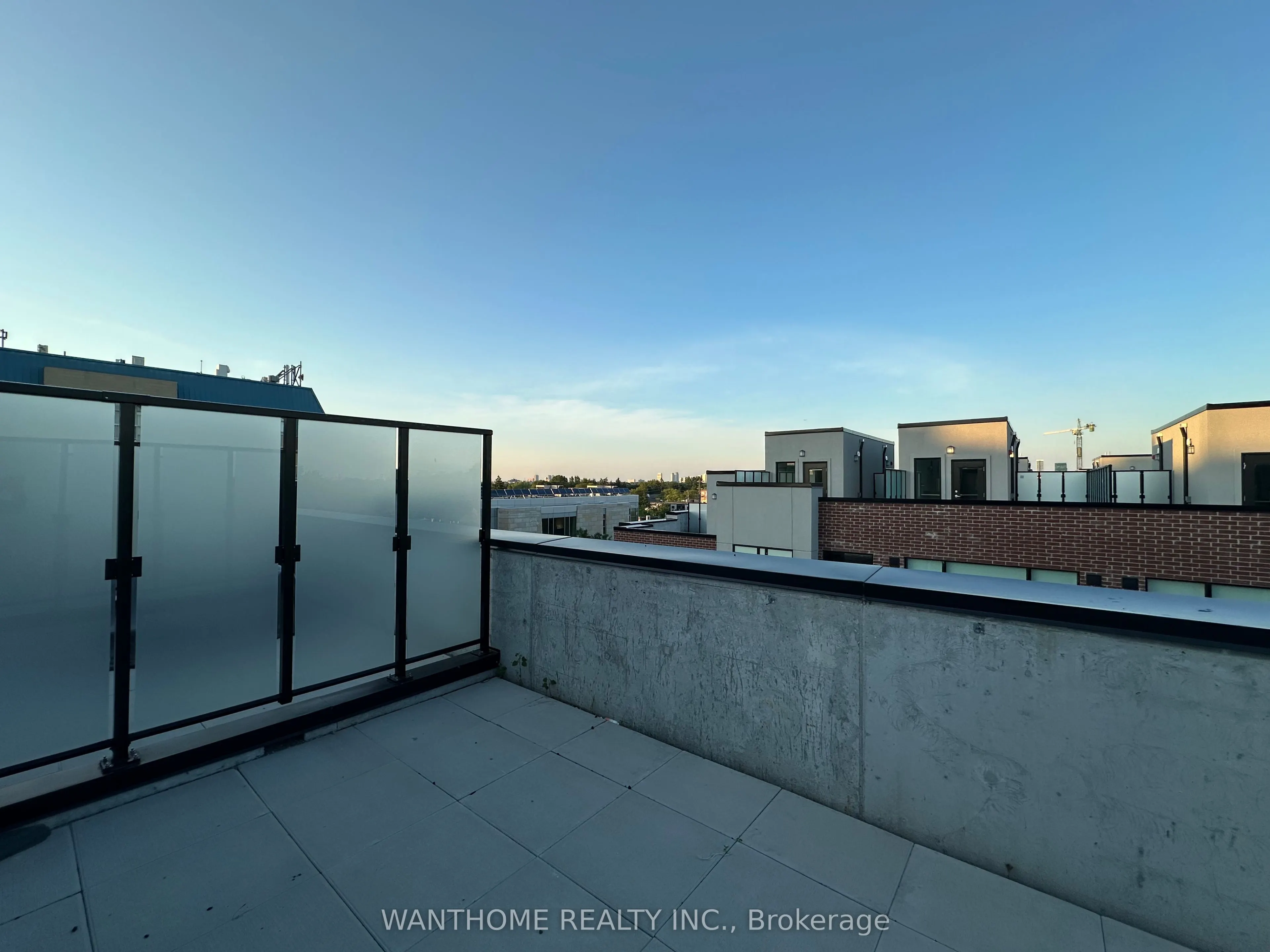 861 Sheppard Avenue W, #15