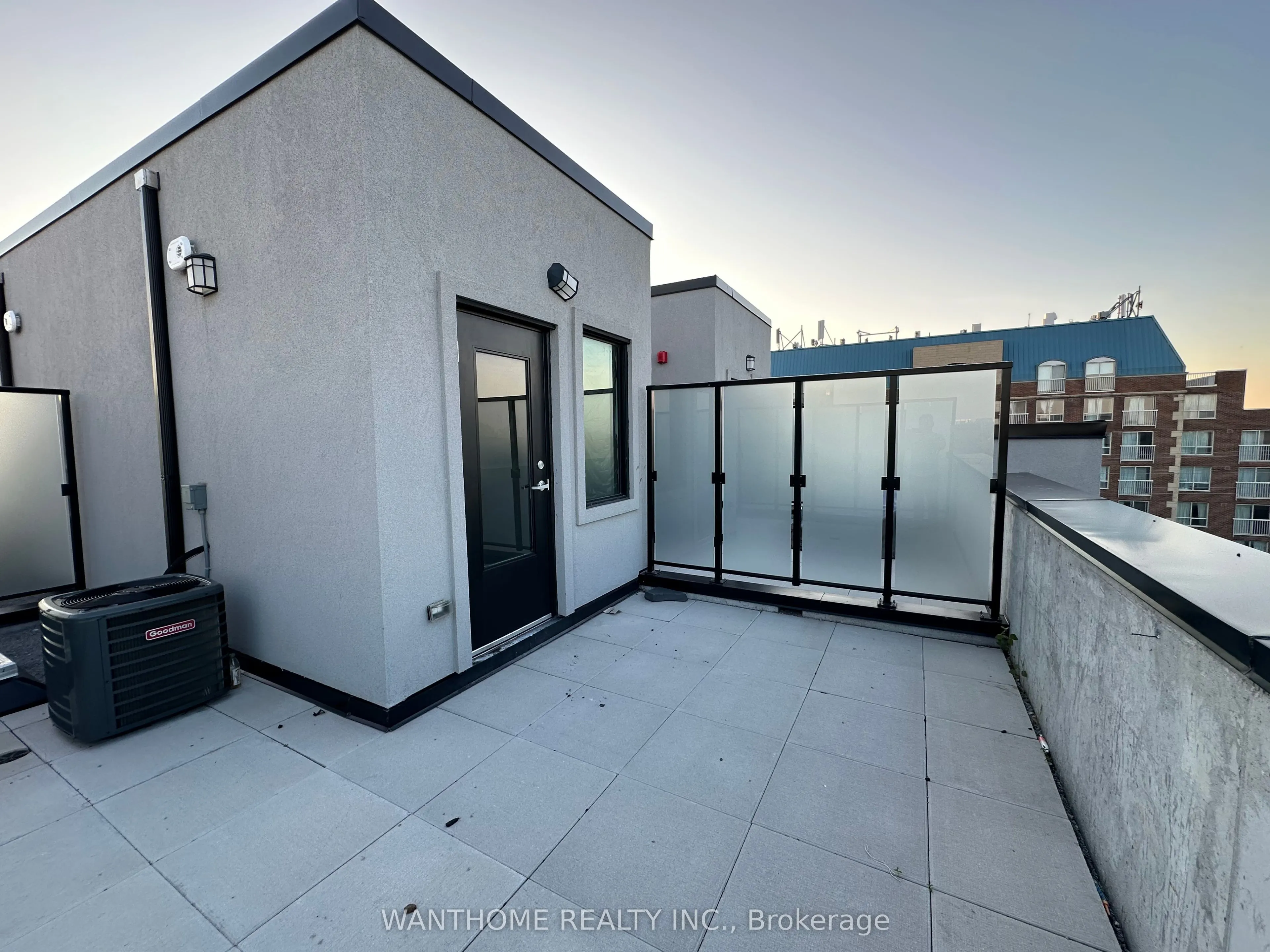 861 Sheppard Avenue W, #15