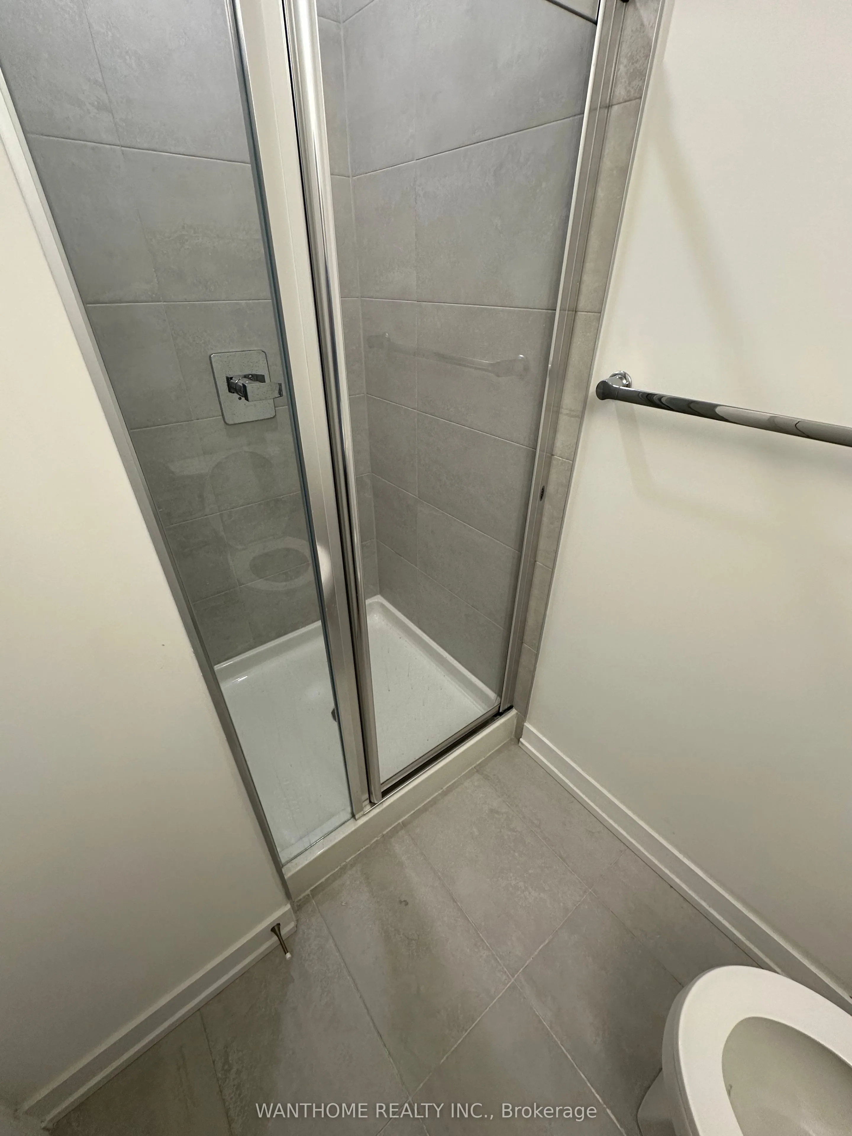 861 Sheppard Avenue W, #15