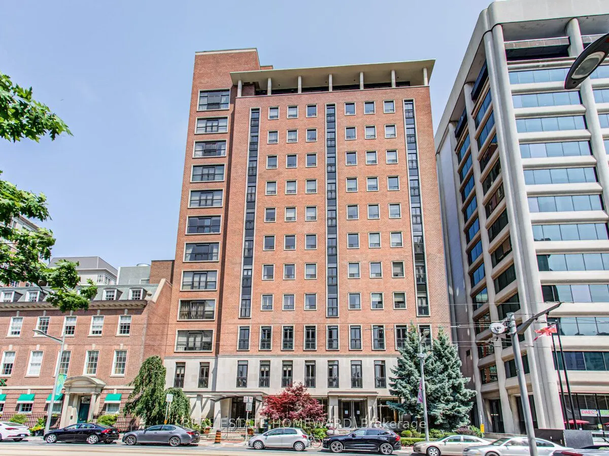 48 St Clair Avenue W, #702