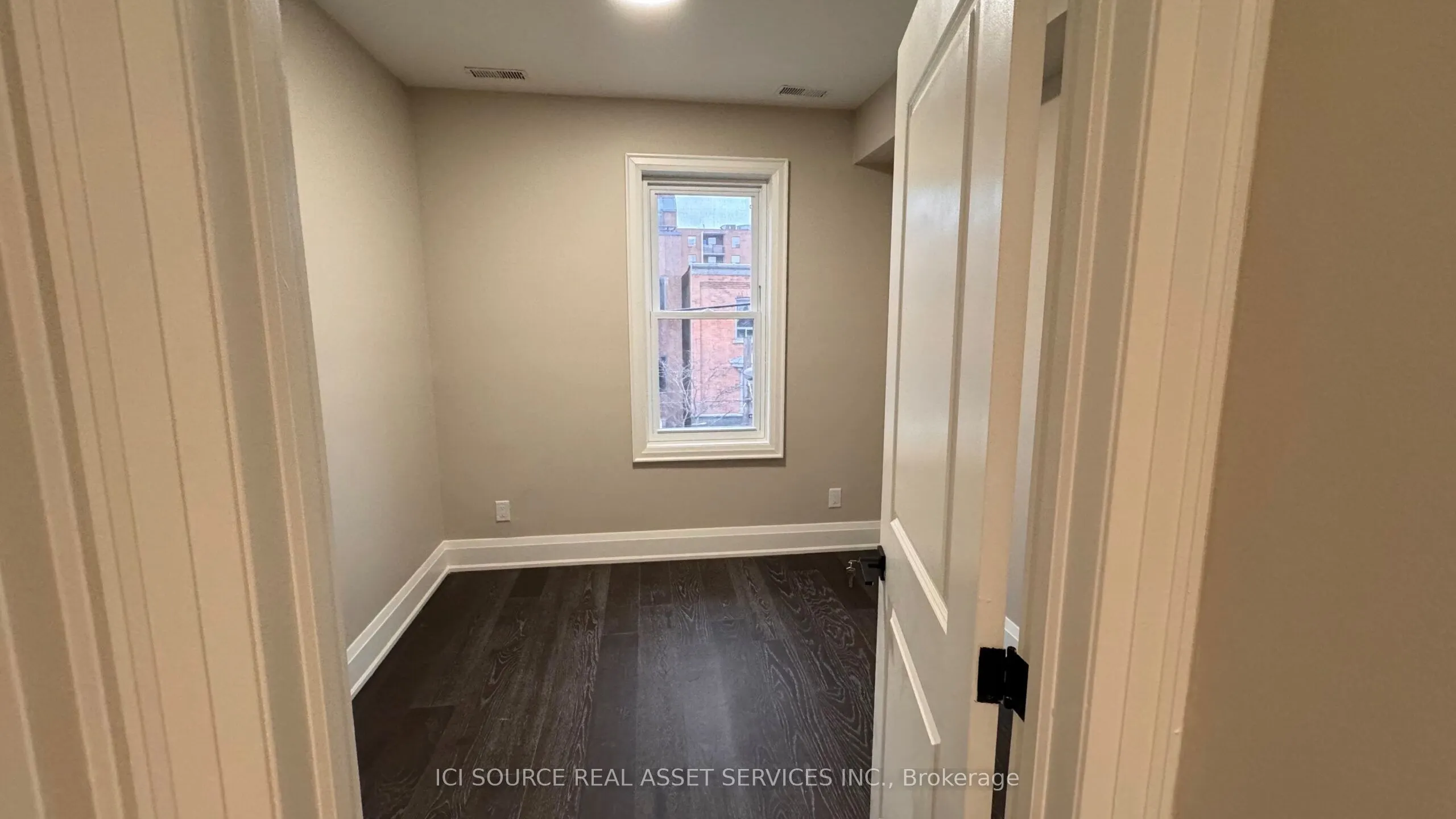 615 College Street, #Unit A