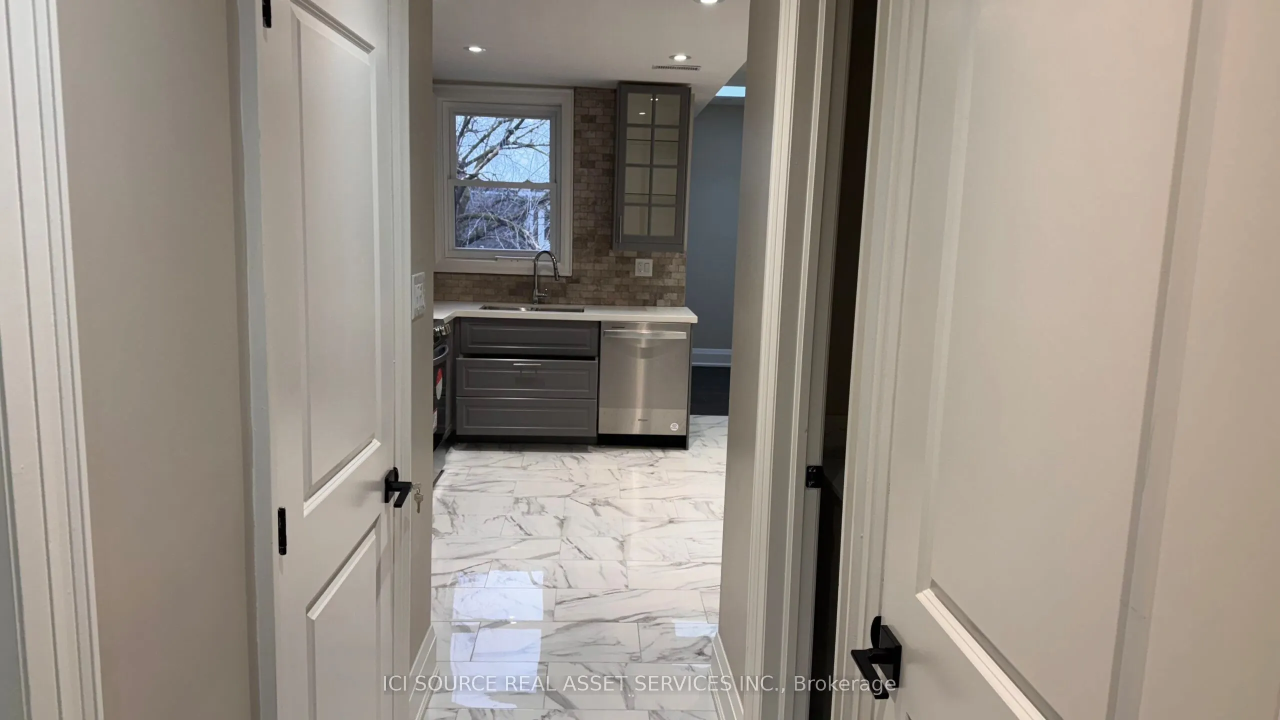 615 College Street, #Unit A