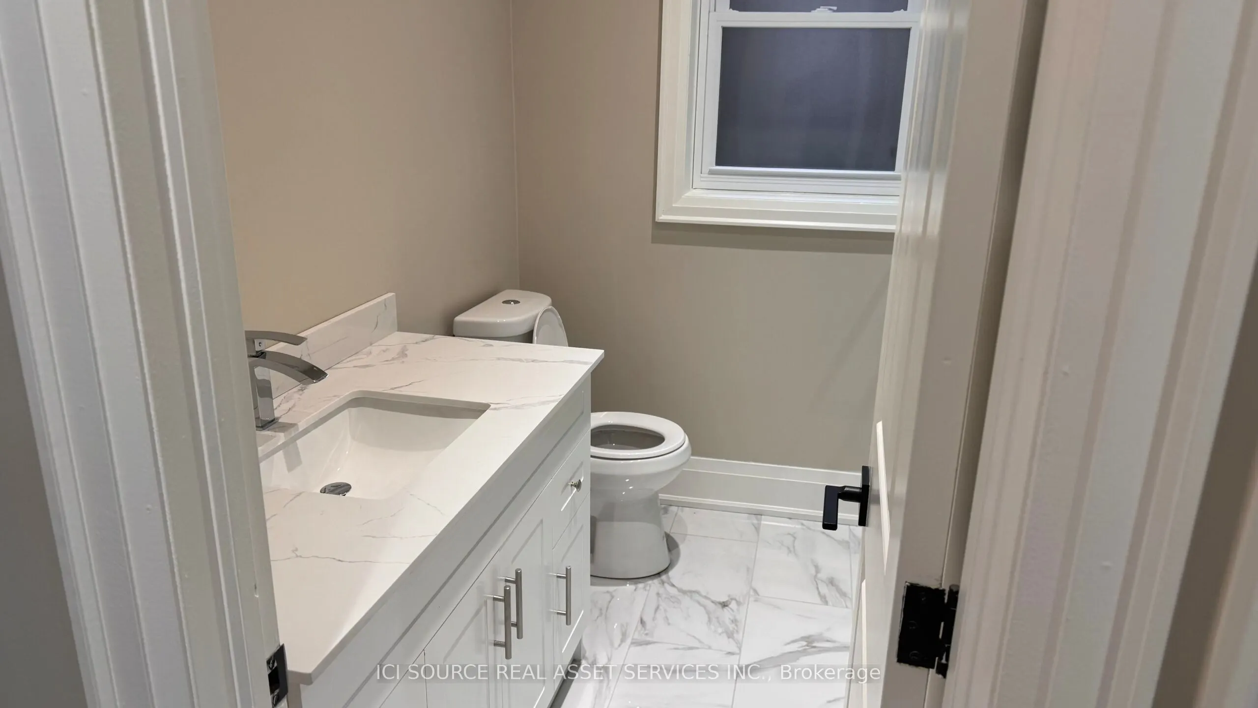 615 College Street, #Unit A