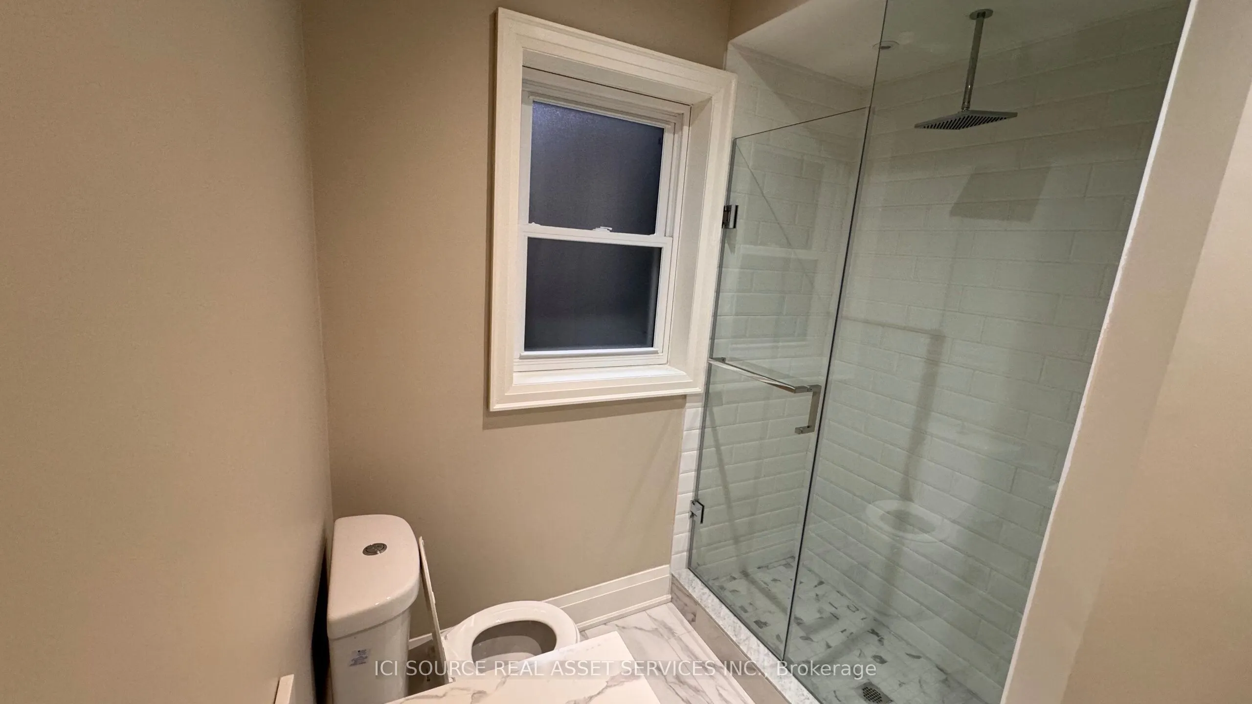 615 College Street, #Unit A