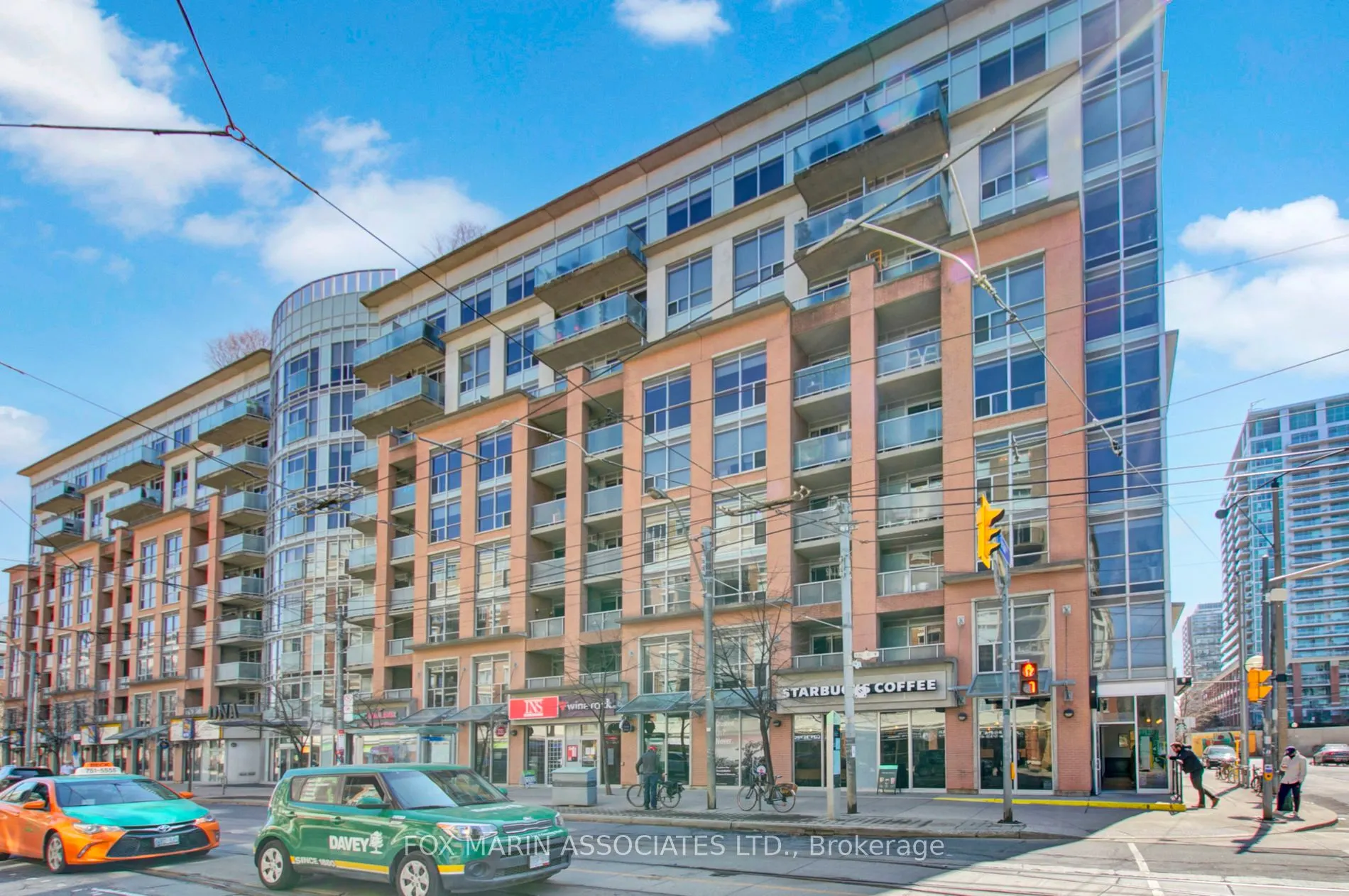 1005 King Street W, #405