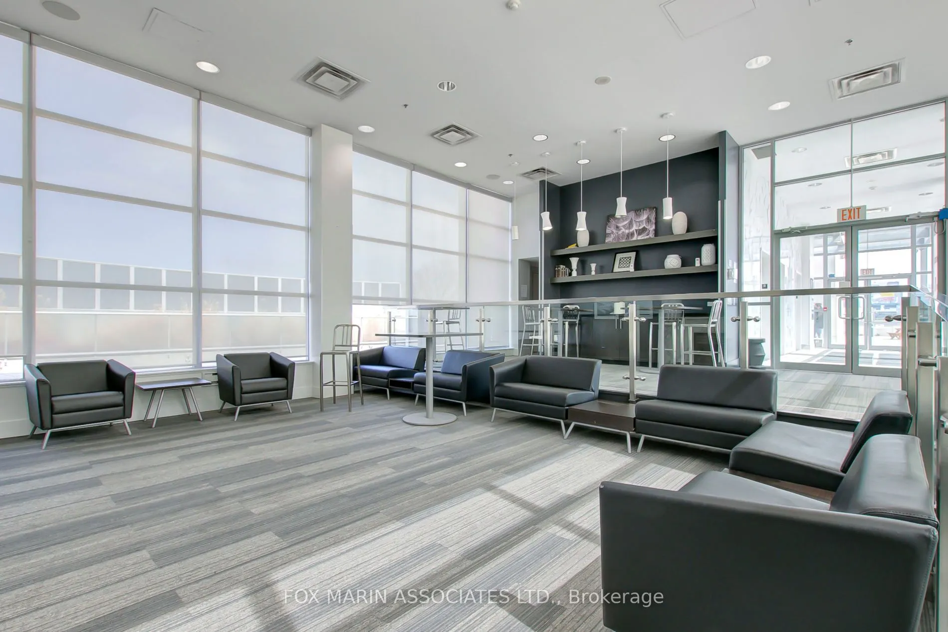 1005 King Street W, #405