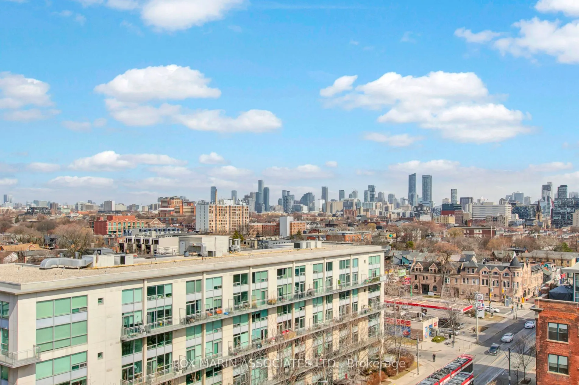 1005 King Street W, #405