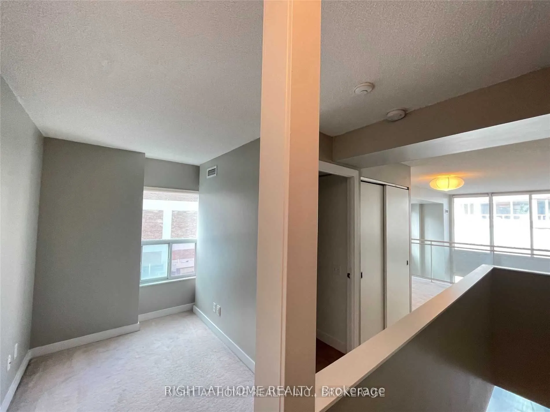 77 Lombard Street, #501