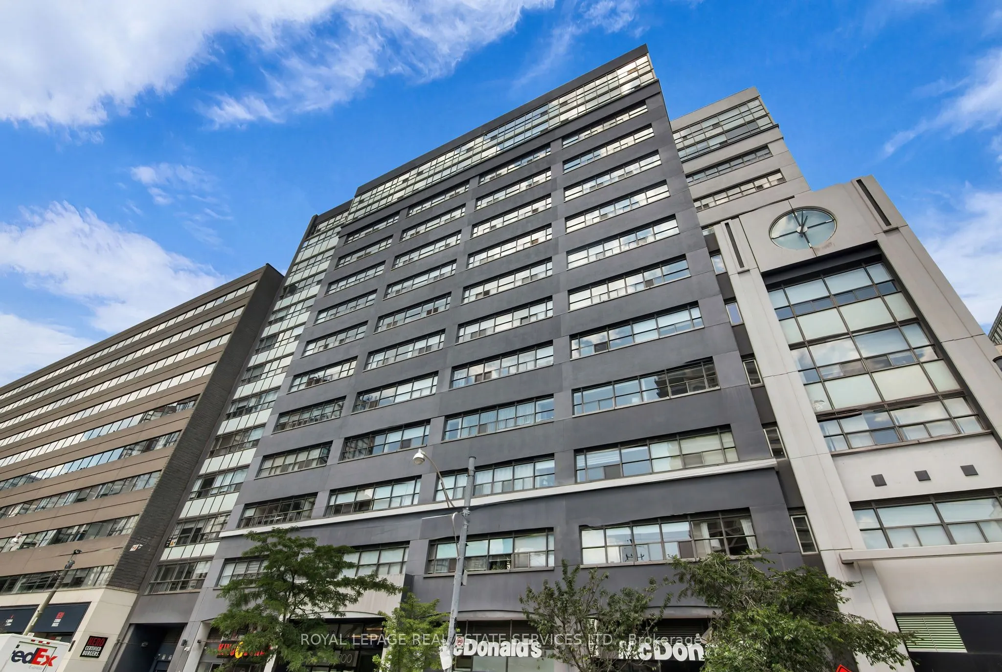 700 King Street W, #PH13