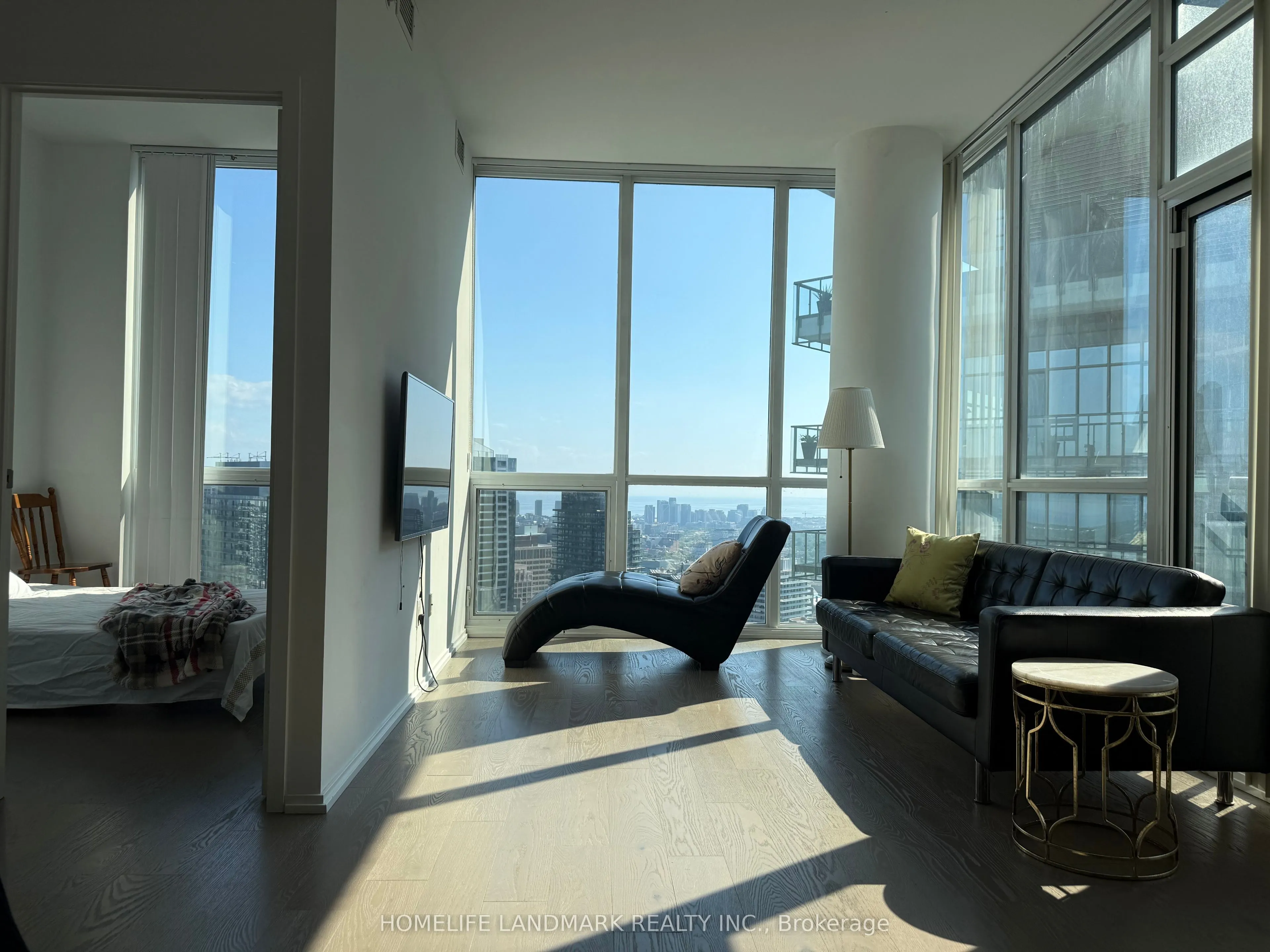 45 Charles Street E, #5202