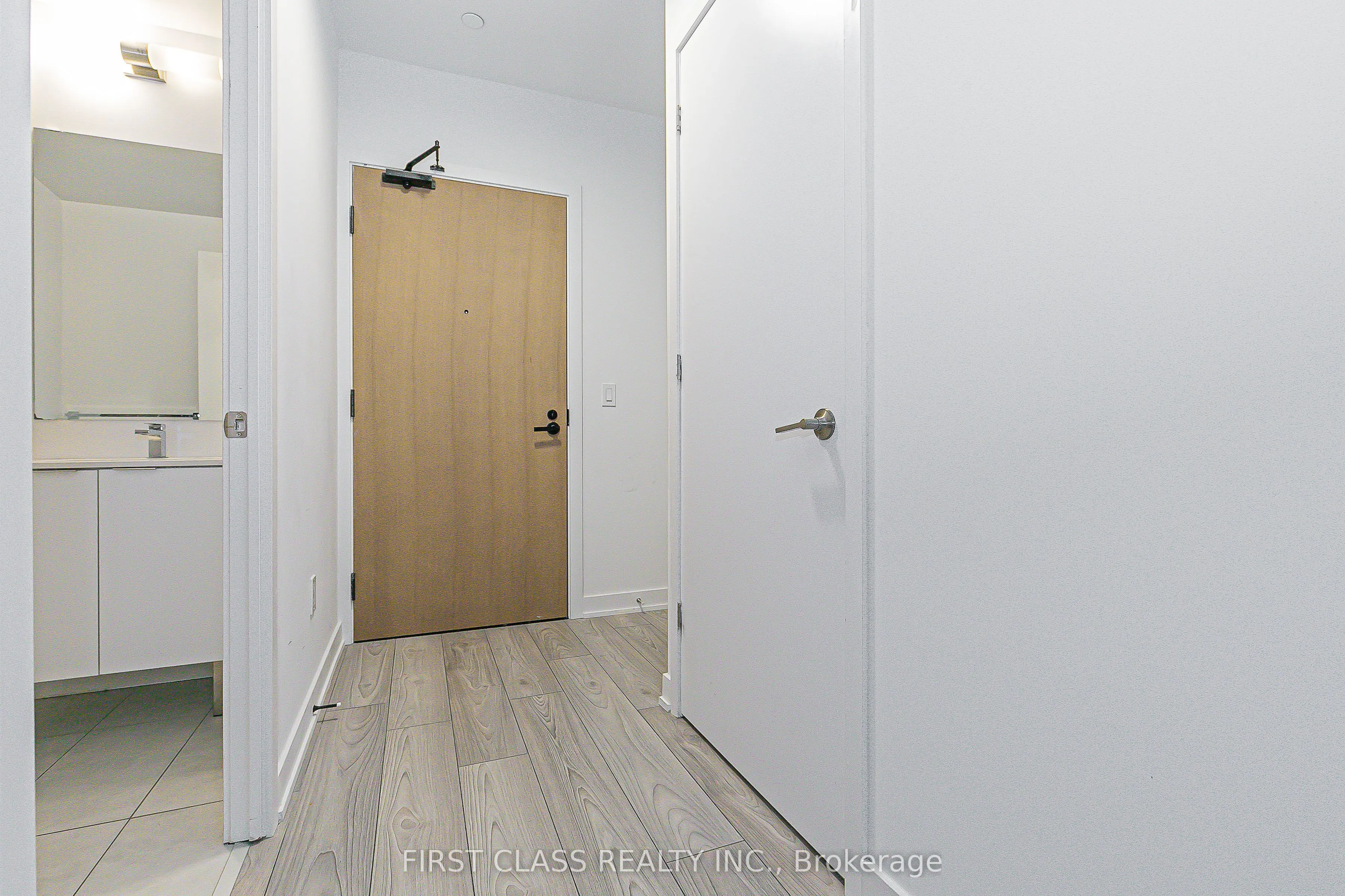 8 Tippett Road, #623