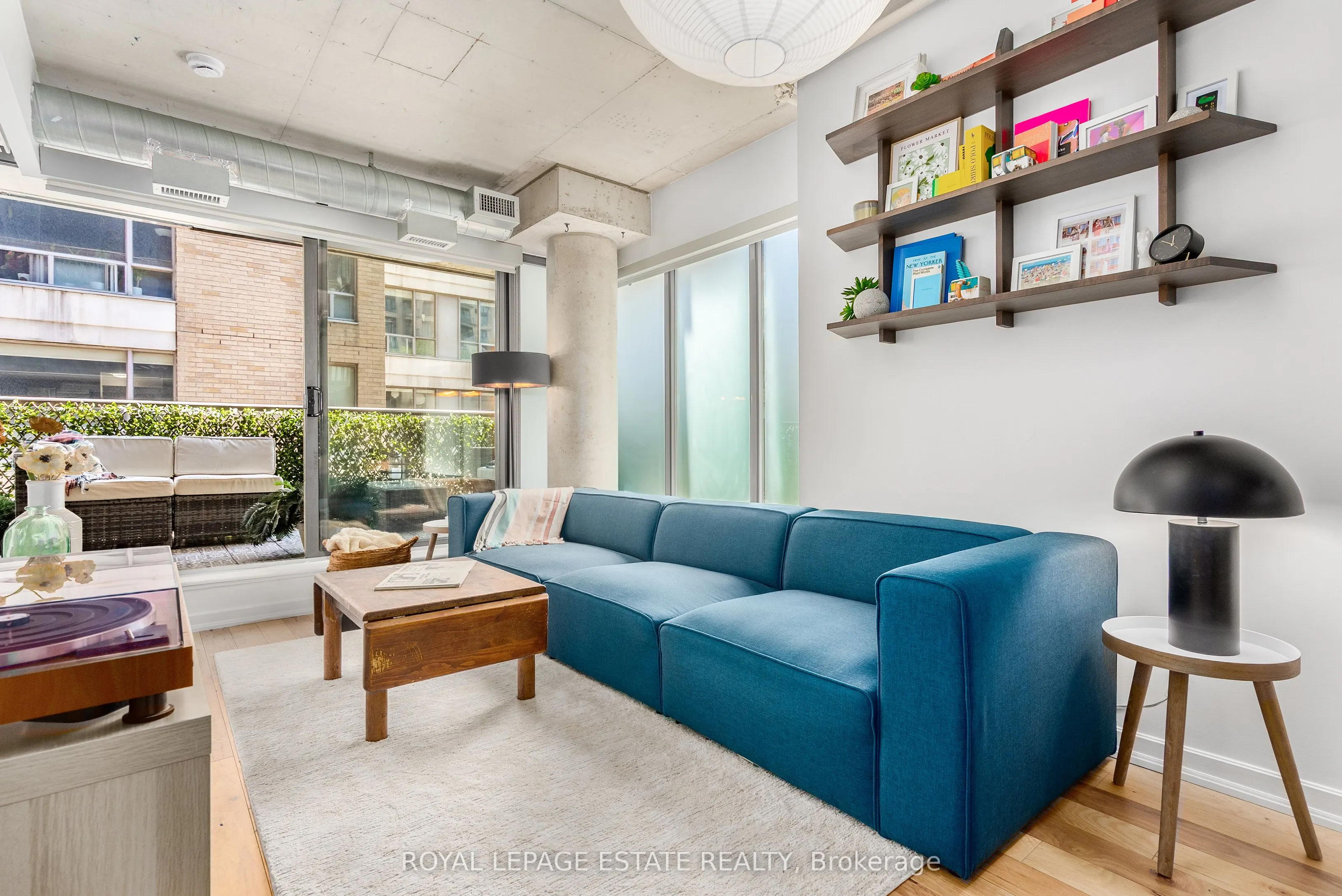 533 Richmond Street W, #304