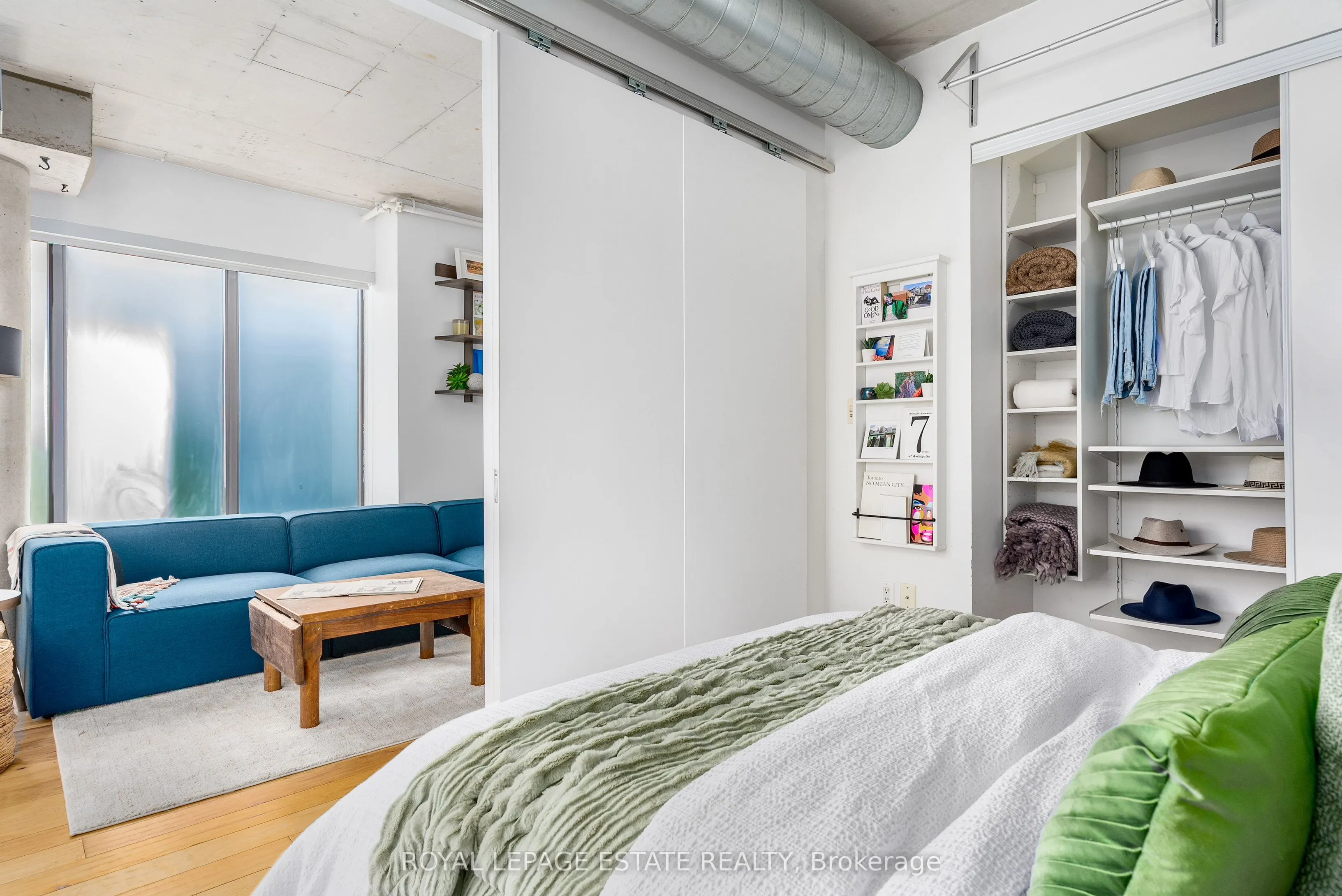 533 Richmond Street W, #304