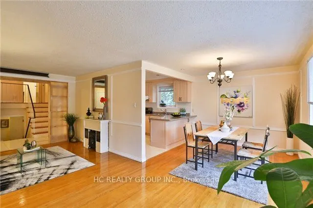 47 Marowyne Drive, #Upper