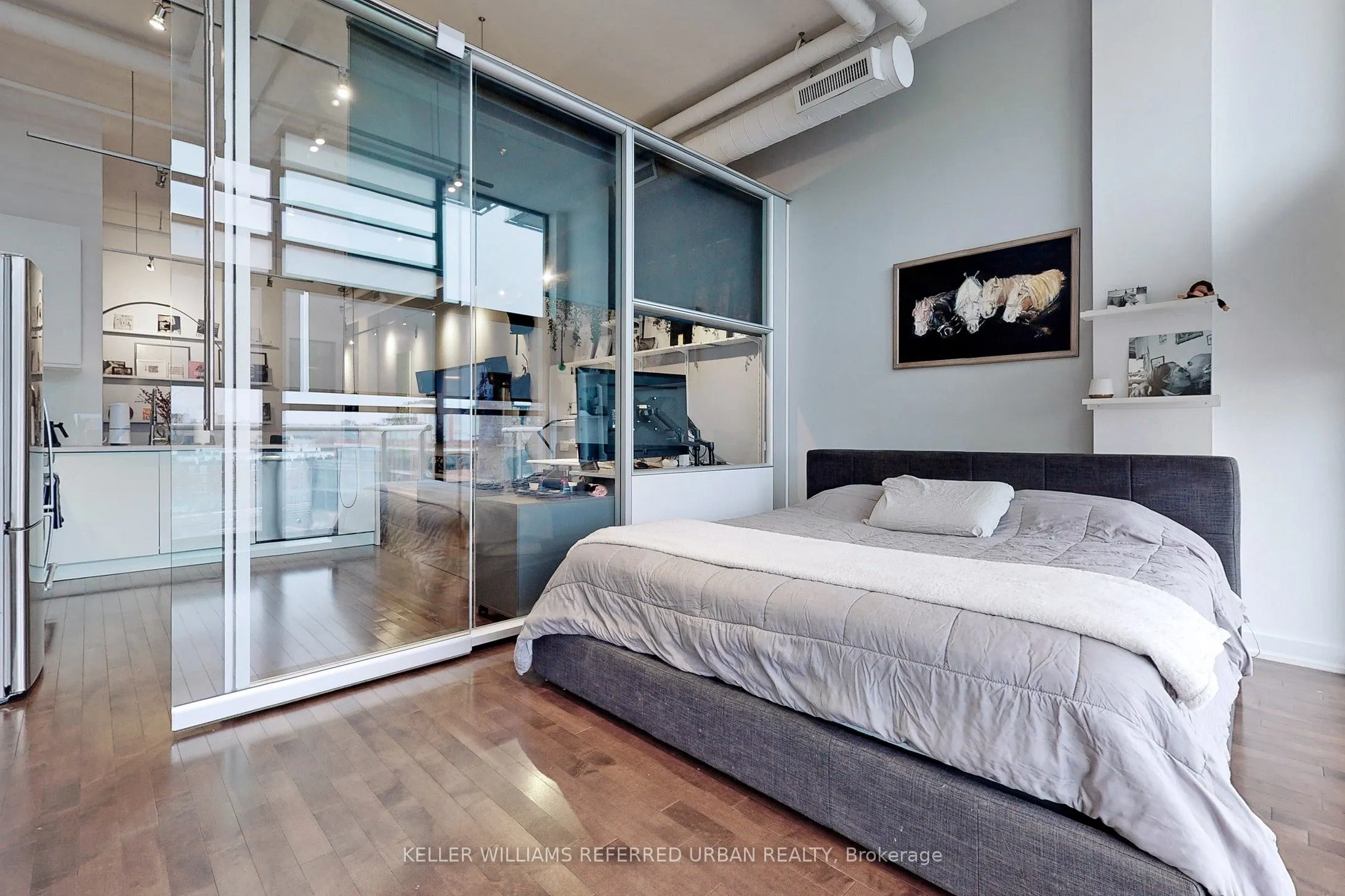 43 Hanna Avenue, #605