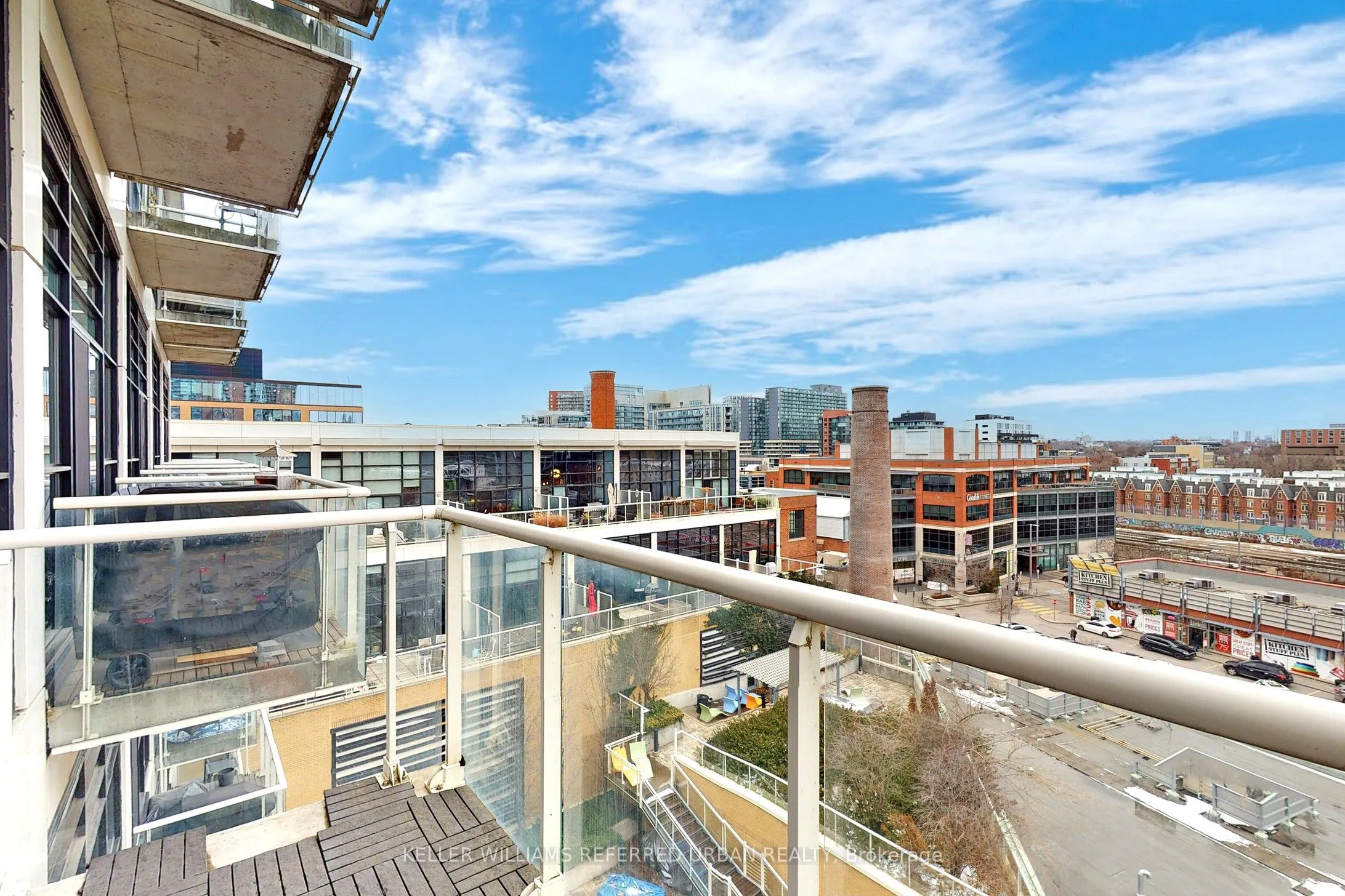 43 Hanna Avenue, #605