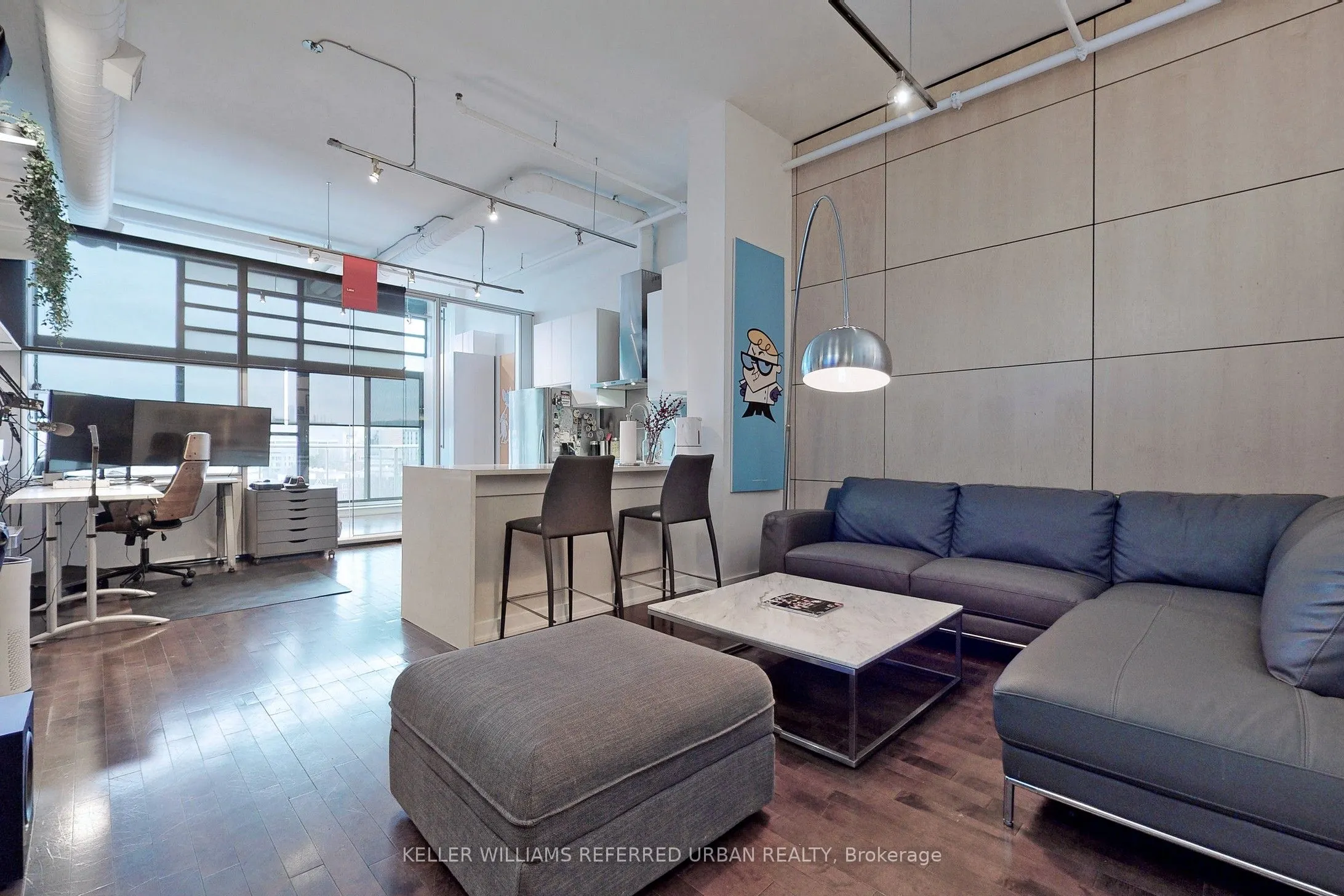 43 Hanna Avenue, #605