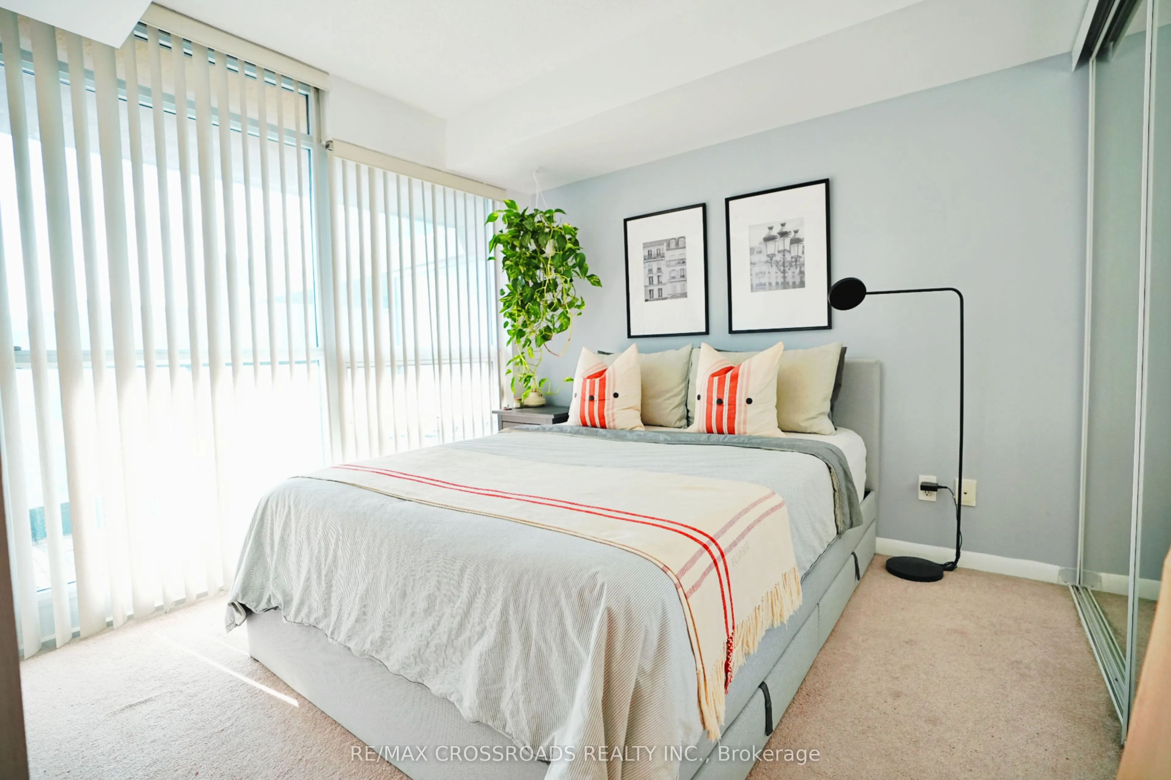 209 Fort York Boulevard, #1456