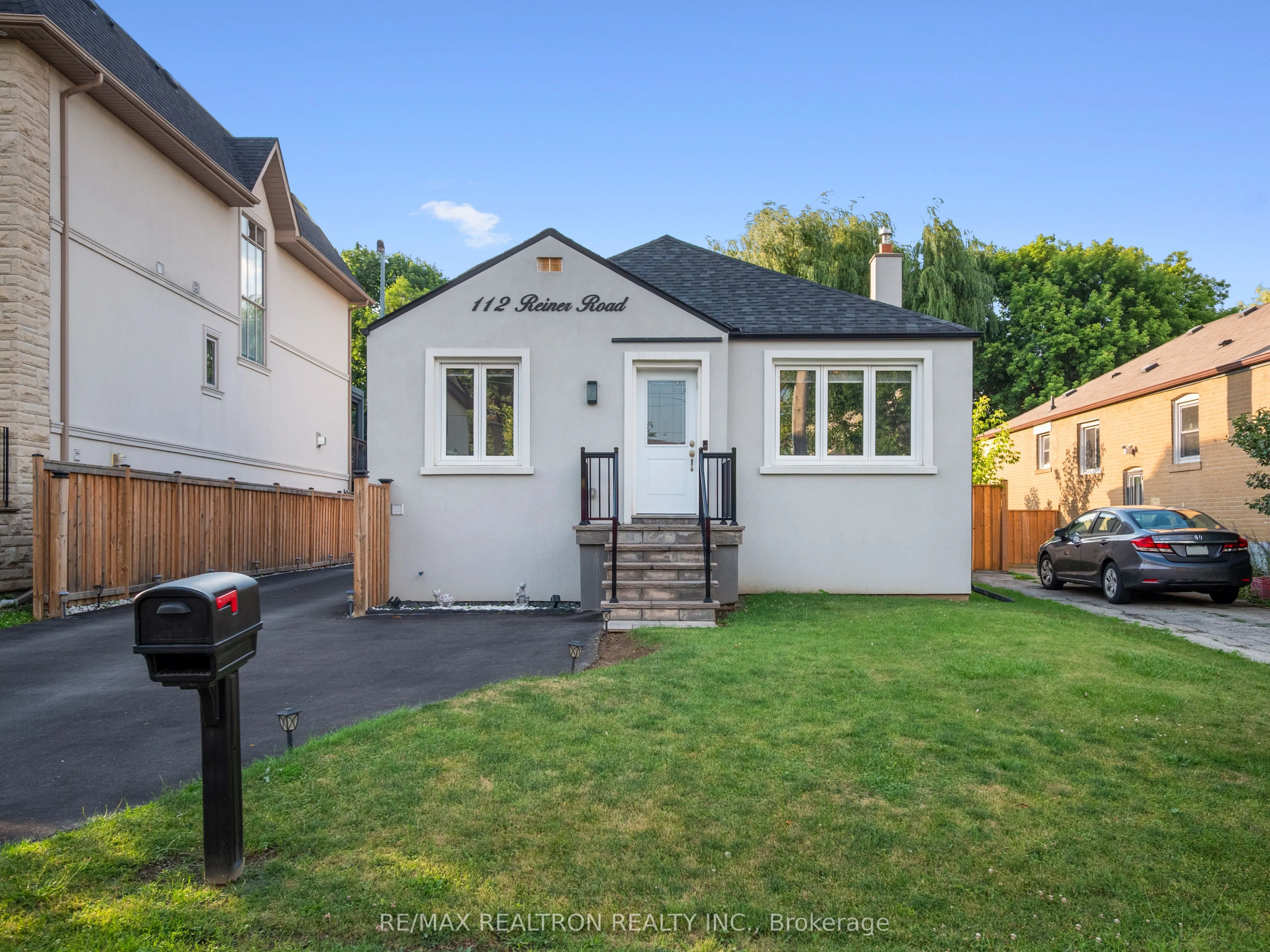 112 Reiner Road, #Lower/Basement