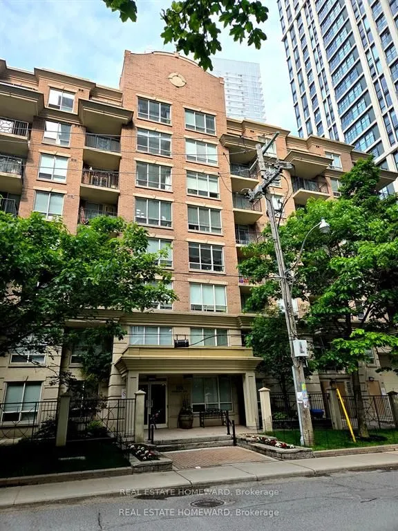 188 Redpath Avenue, #405