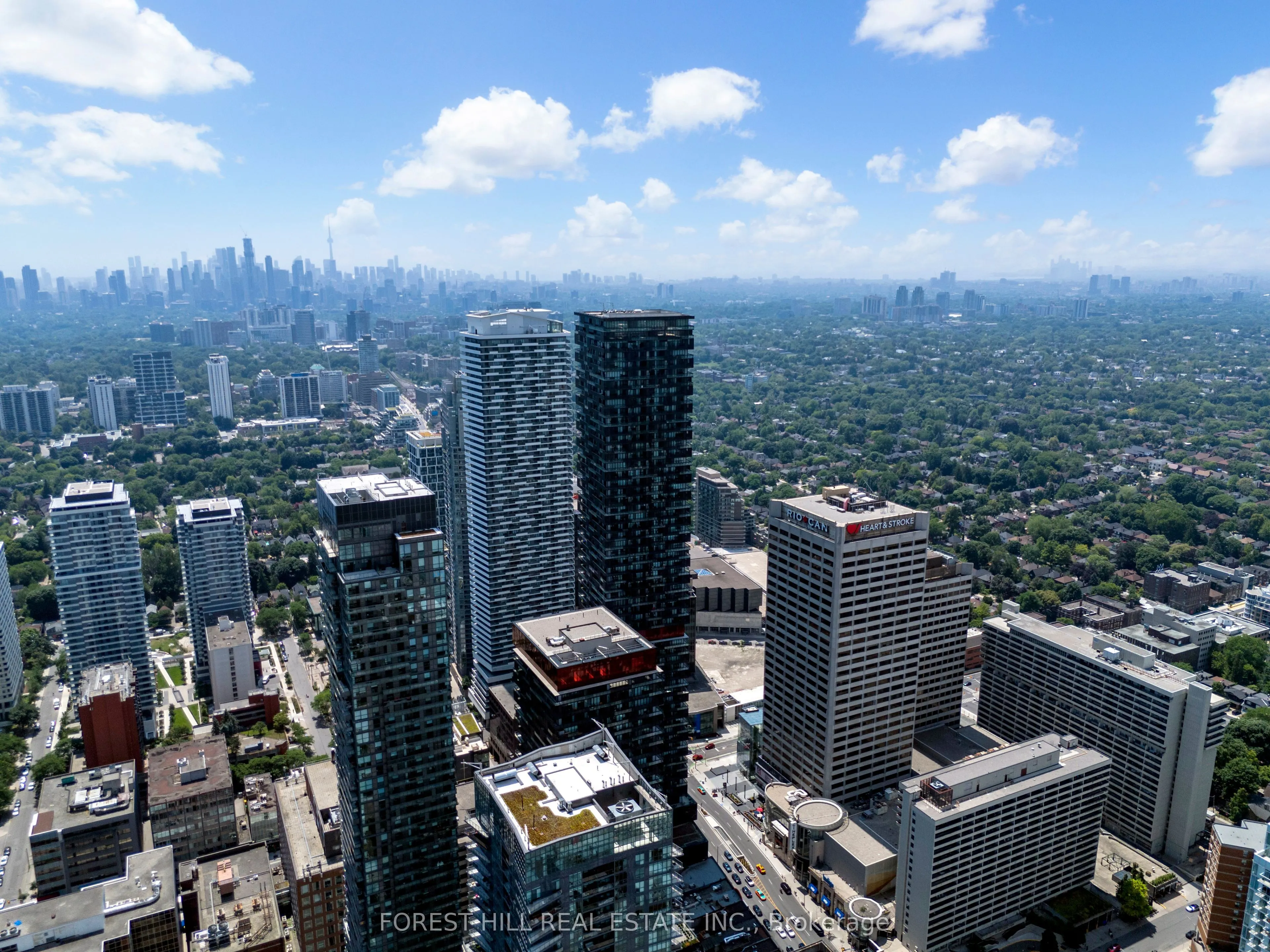 8 Eglinton Avenue E, #4406
