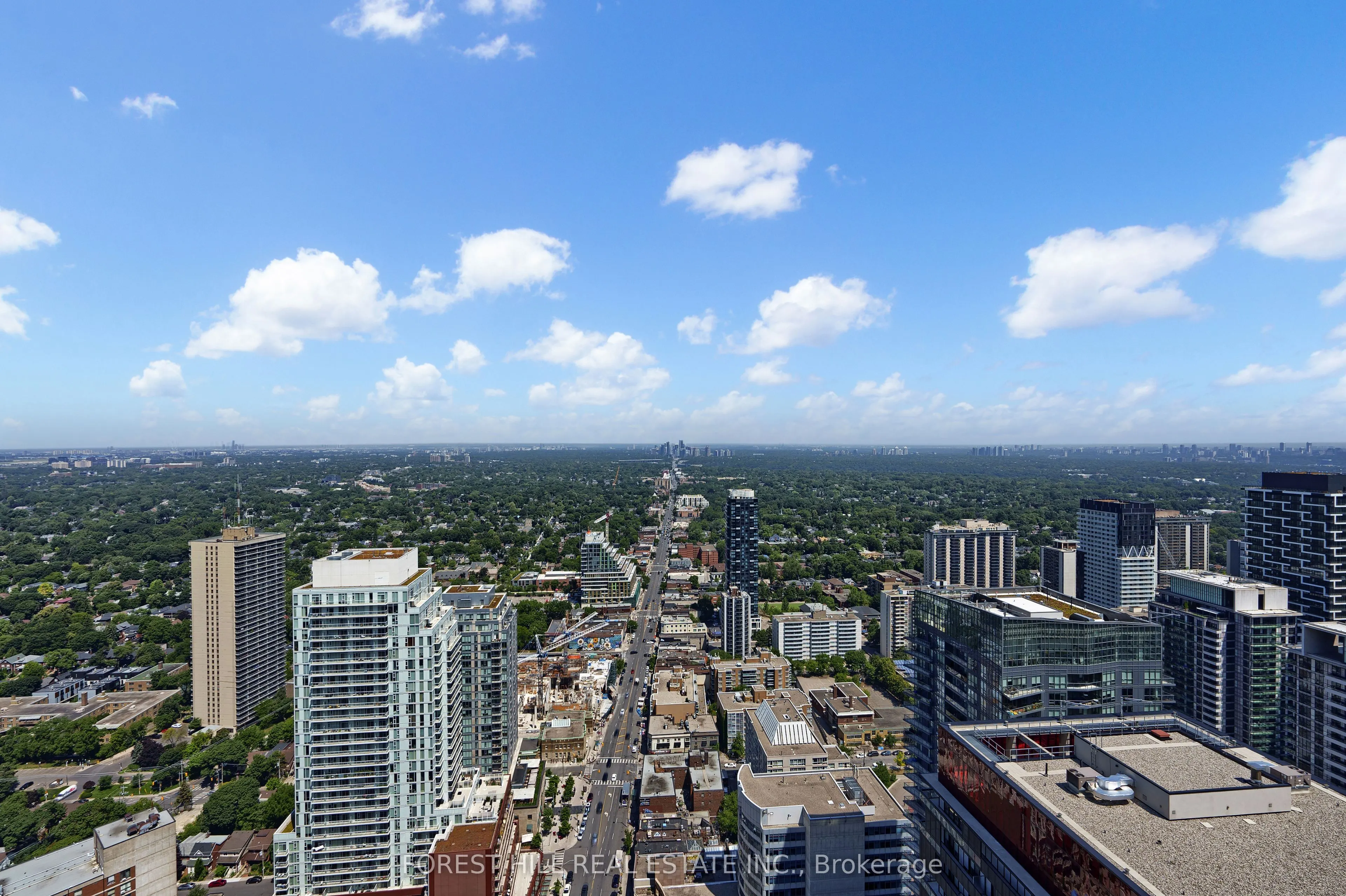 8 Eglinton Avenue E, #4406