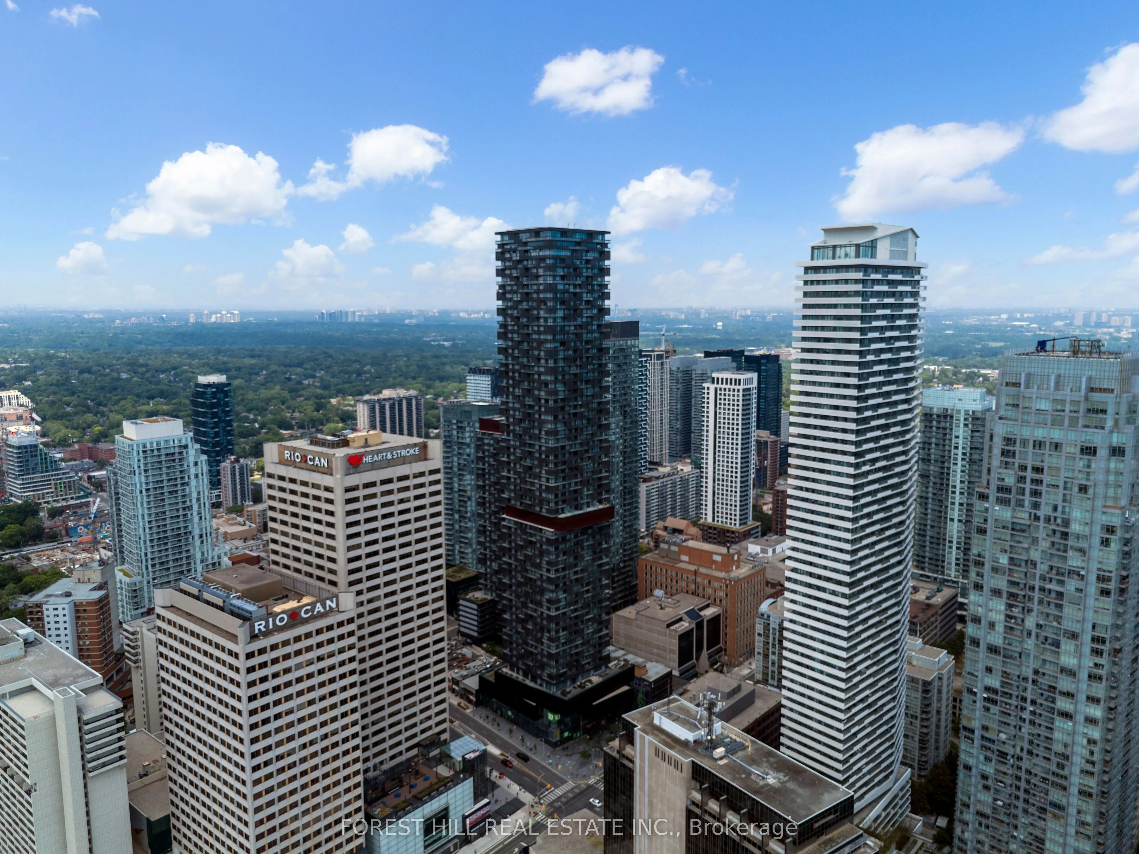 8 Eglinton Avenue E, #4406