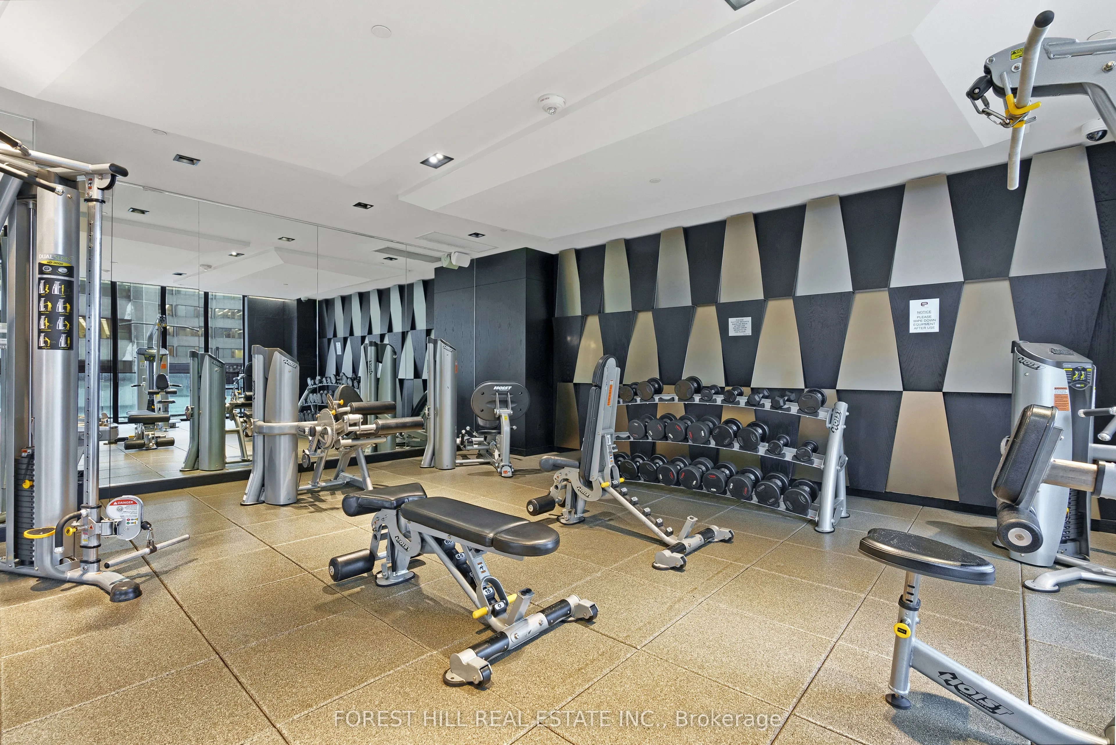8 Eglinton Avenue E, #4406